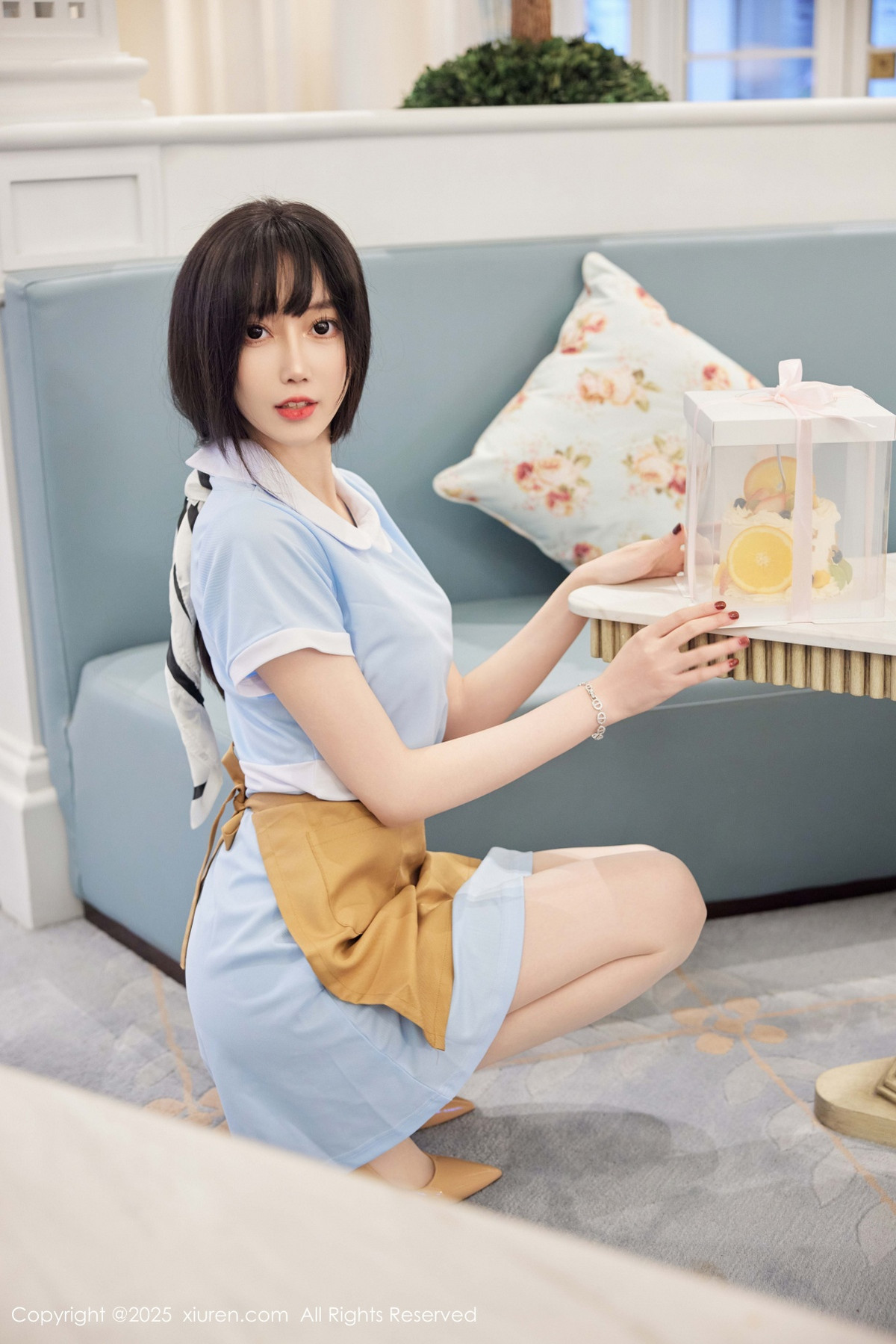 [XiuRen]高清写真图 2025.02.10 No.9864 玥儿玥er 丝袜美腿