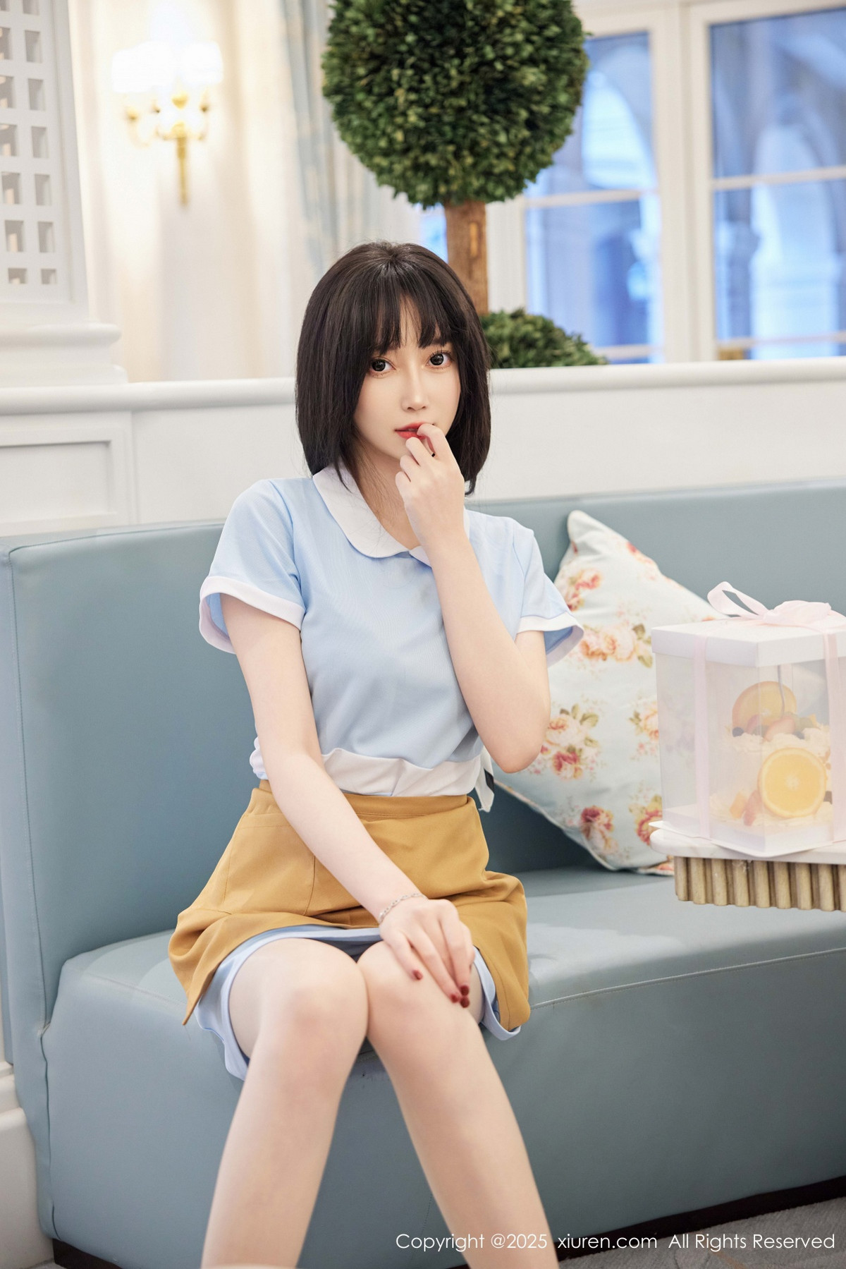[XiuRen]高清写真图 2025.02.10 No.9864 玥儿玥er 丝袜美腿