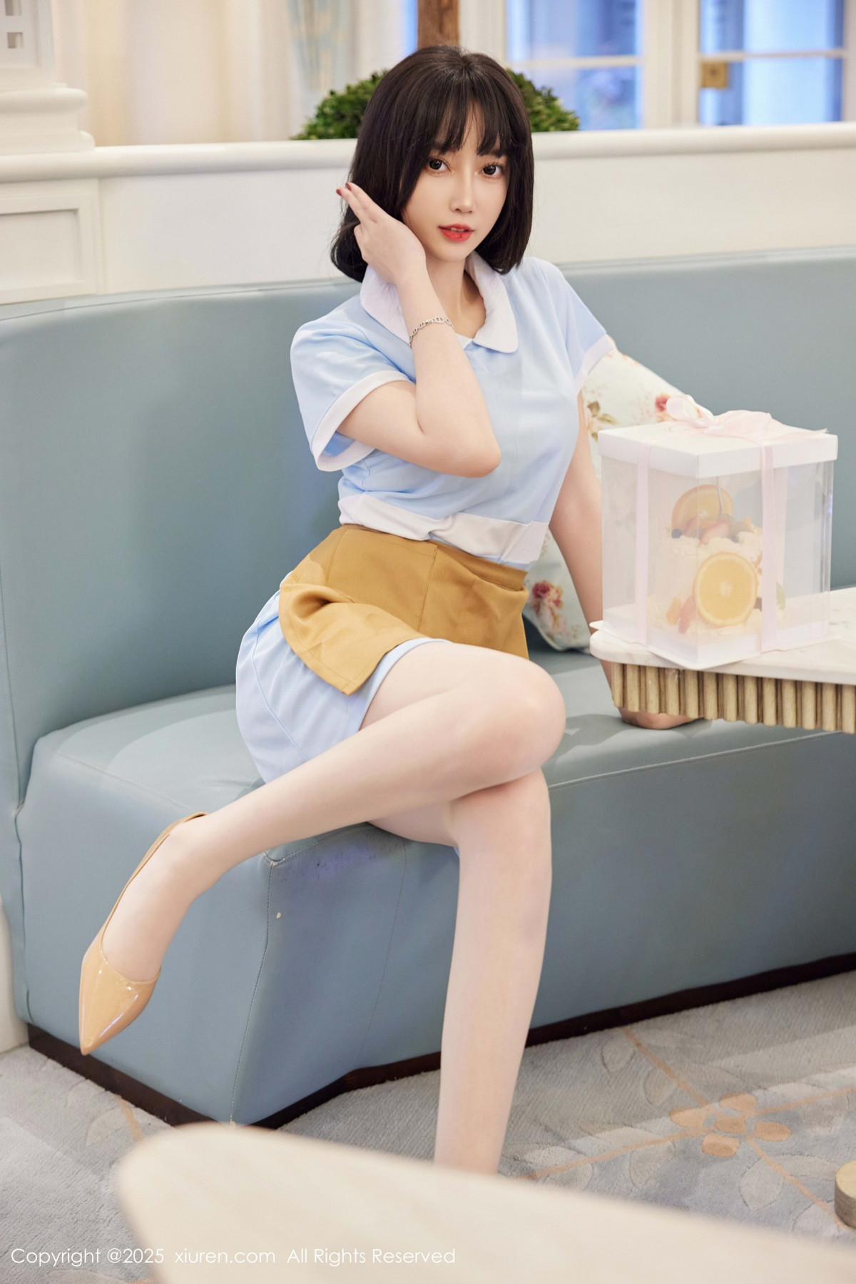 [XiuRen]高清写真图 2025.02.10 No.9864 玥儿玥er 丝袜美腿