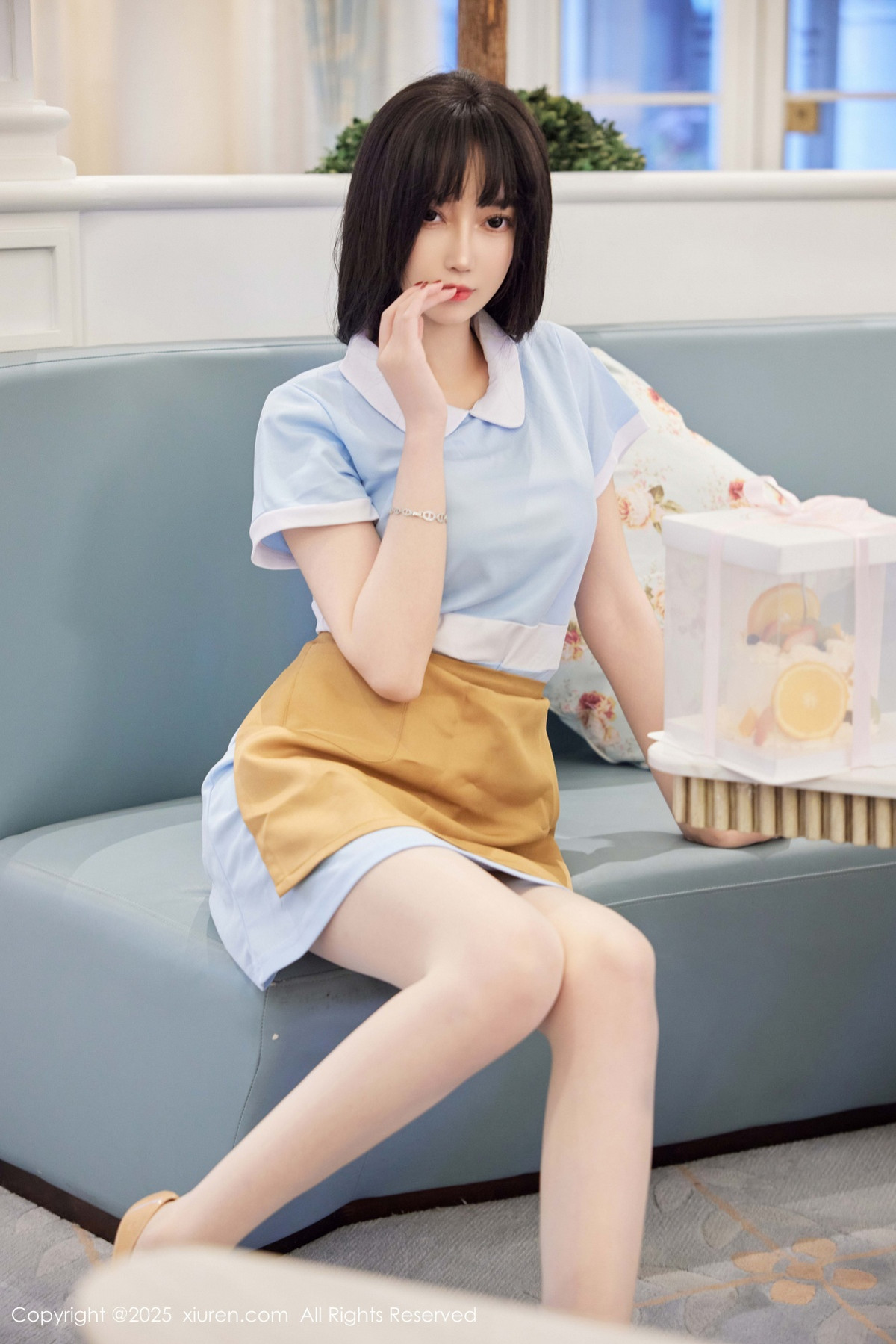 [XiuRen]高清写真图 2025.02.10 No.9864 玥儿玥er 丝袜美腿