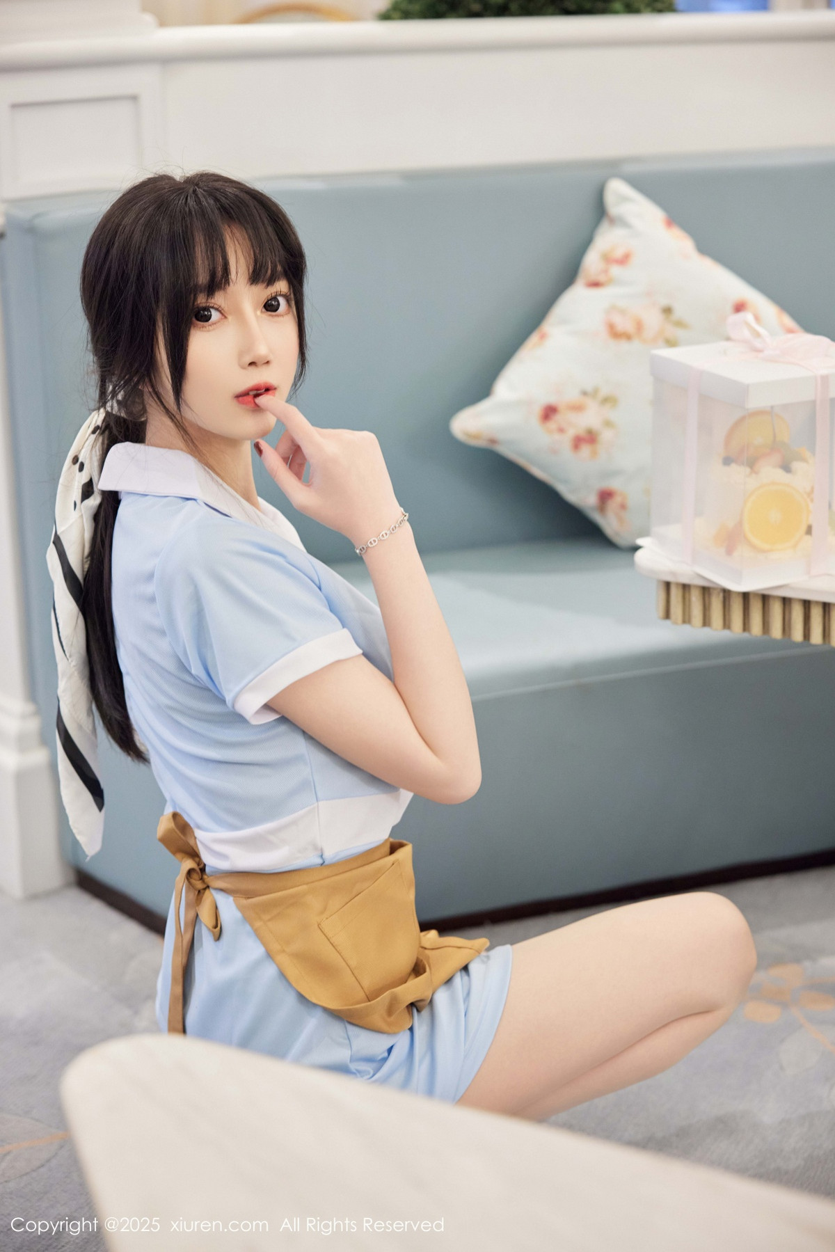 [XiuRen]高清写真图 2025.02.10 No.9864 玥儿玥er 丝袜美腿