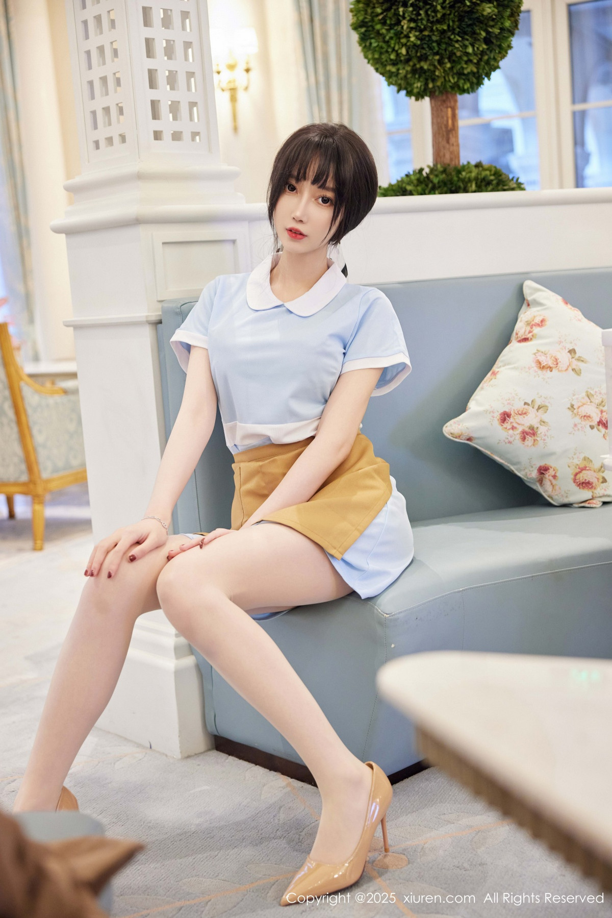 [XiuRen]高清写真图 2025.02.10 No.9864 玥儿玥er 丝袜美腿