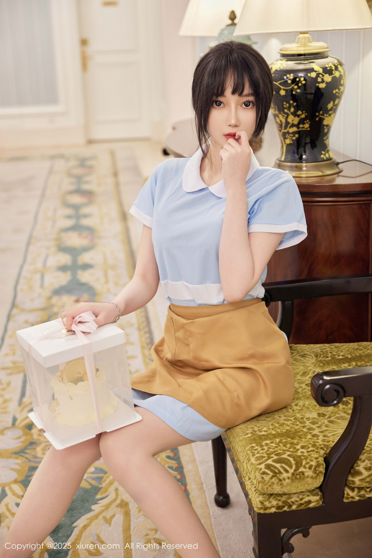 [XiuRen]高清写真图 2025.02.10 No.9864 玥儿玥er 丝袜美腿