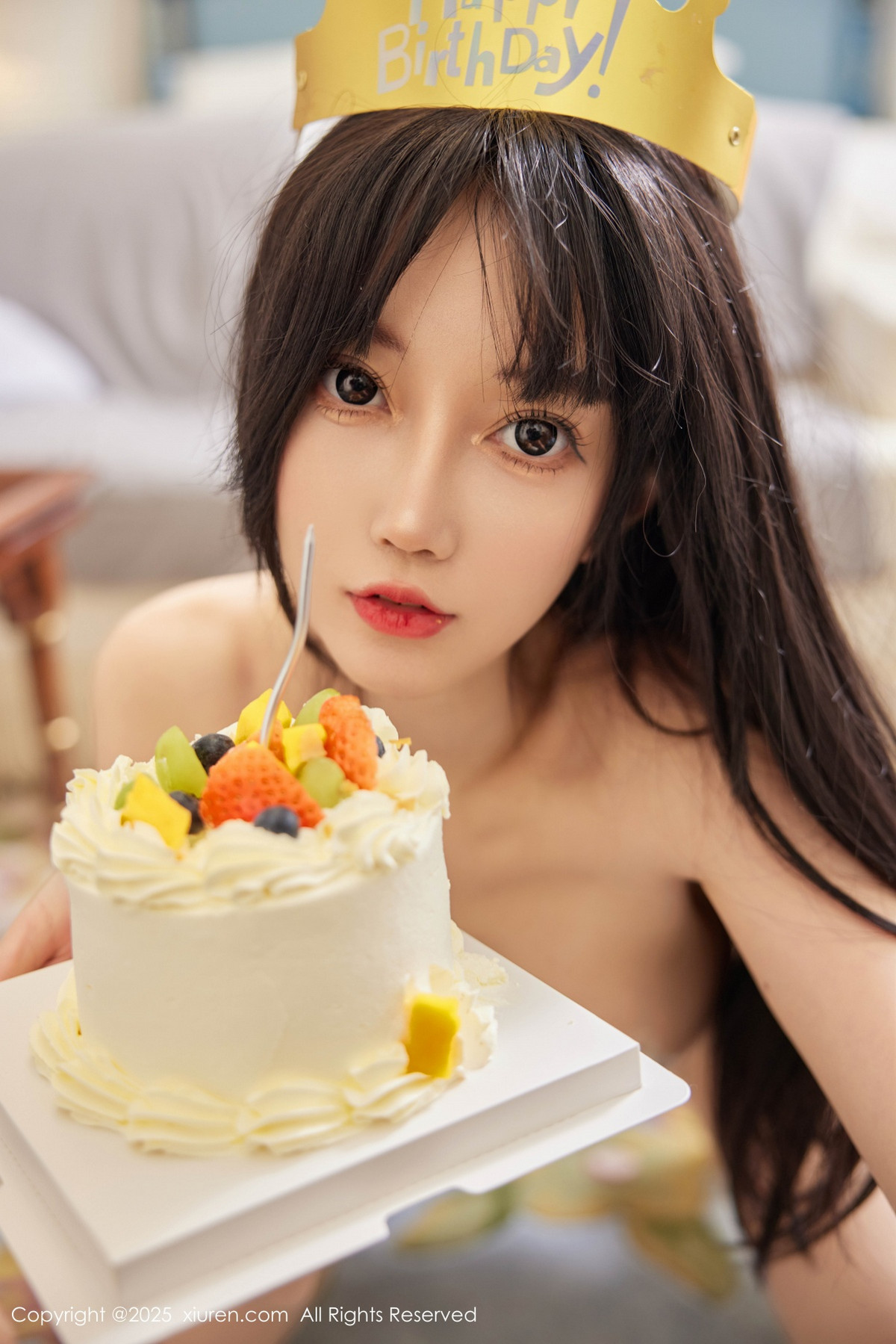 [XiuRen]高清写真图 2025.02.10 No.9864 玥儿玥er 丝袜美腿