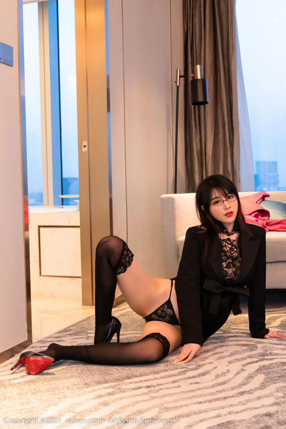 [XiuRen]高清写真图 2021.12.09 No.4317 美七 Mia