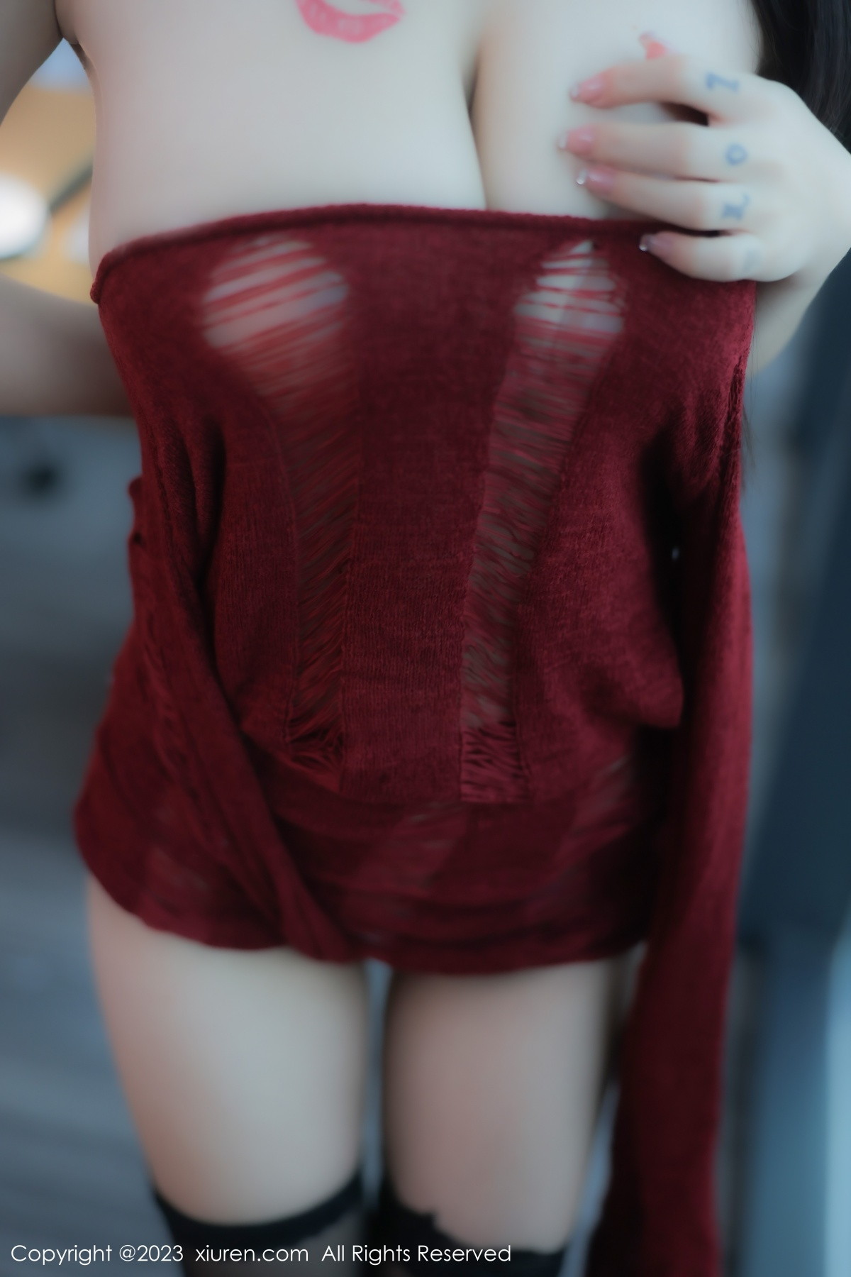 [XiuRen]高清写真图 2023.01.05 No.6087 美七Mia 黑丝美臀
