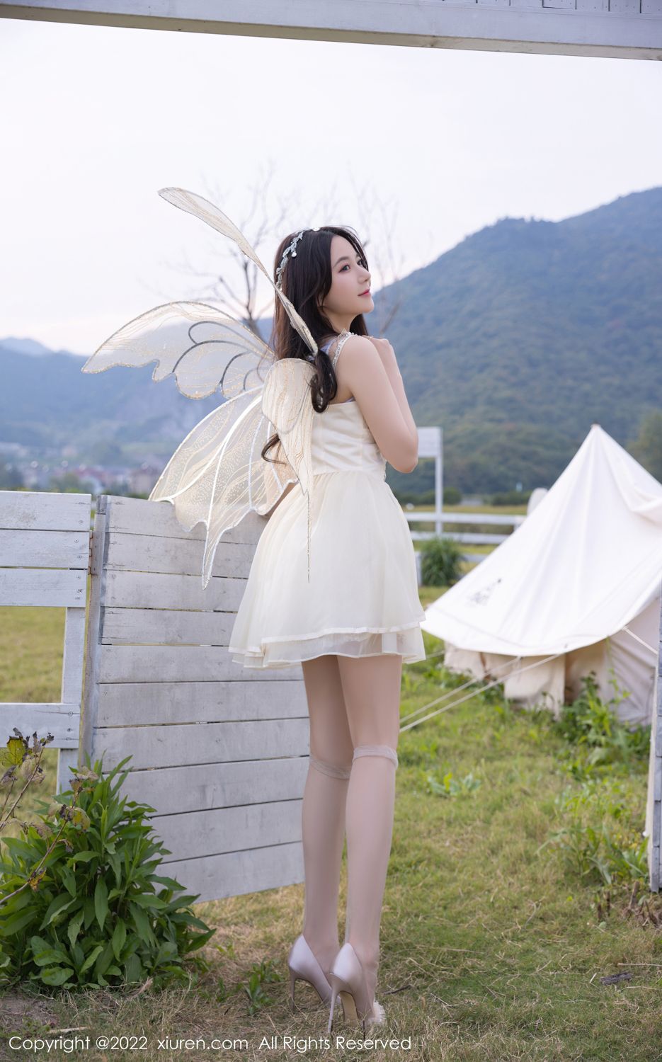 [XiuRen]高清写真图 2022.10.14 No.5715 鱼子酱Fish
