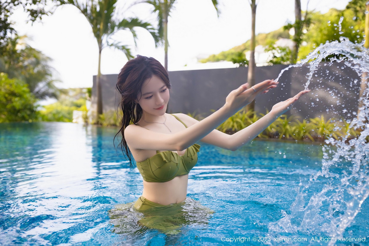 [XiuRen]高清写真图 2023.08.04 No.7189 鱼子酱Fish 户外美腿