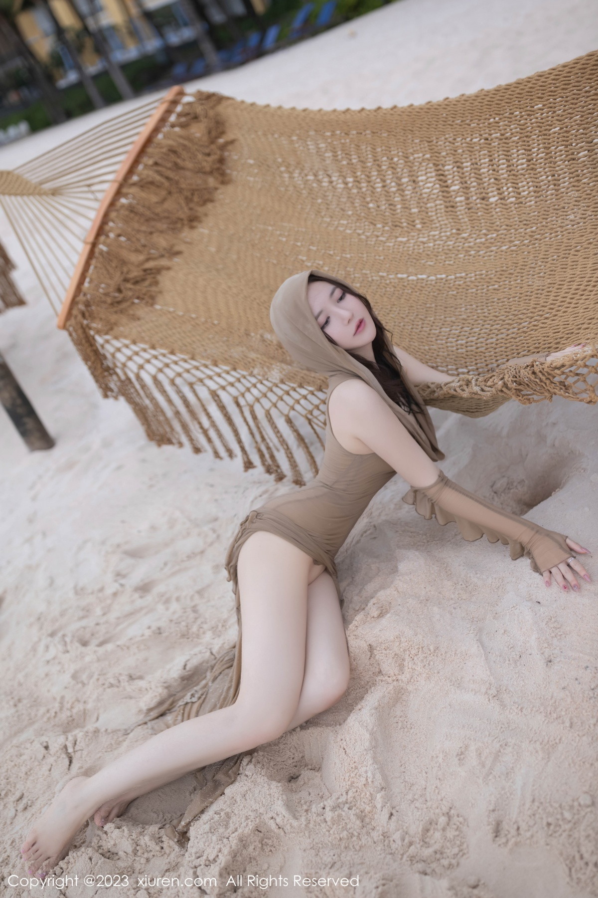 [XiuRen]高清写真图 2023.08.25 No.7288 鱼子酱Fish 沙滩美腿