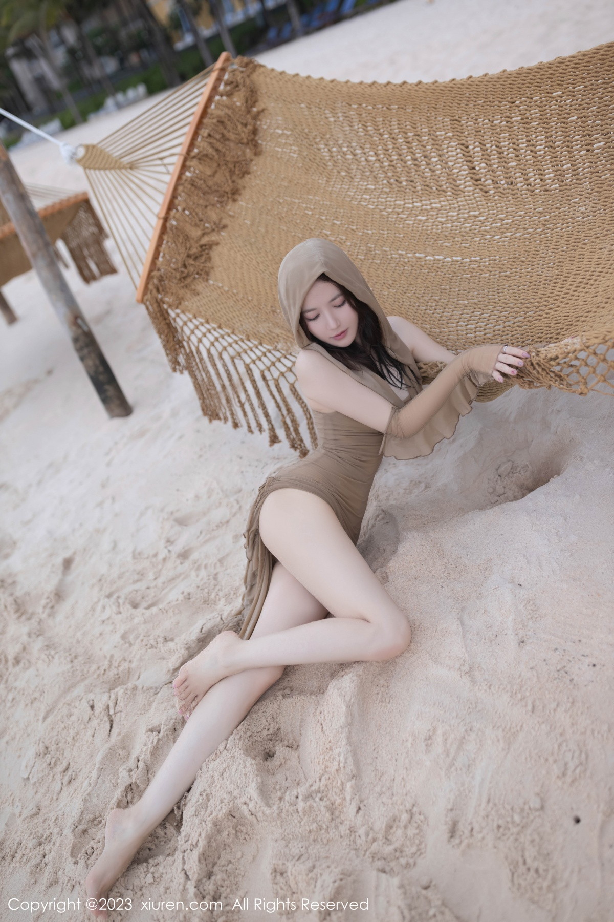 [XiuRen]高清写真图 2023.08.25 No.7288 鱼子酱Fish 沙滩美腿