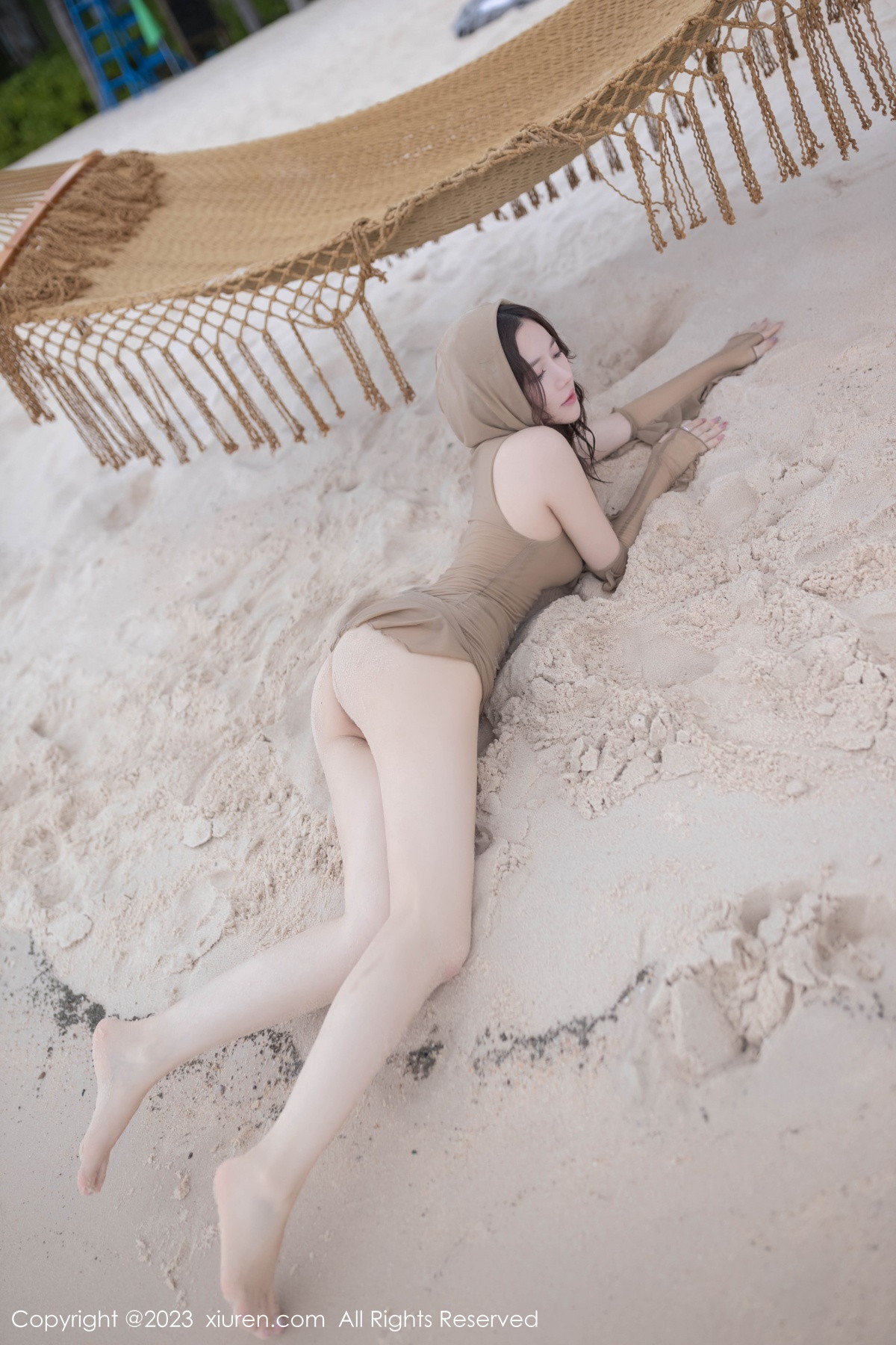 [XiuRen]高清写真图 2023.08.25 No.7288 鱼子酱Fish 沙滩美腿