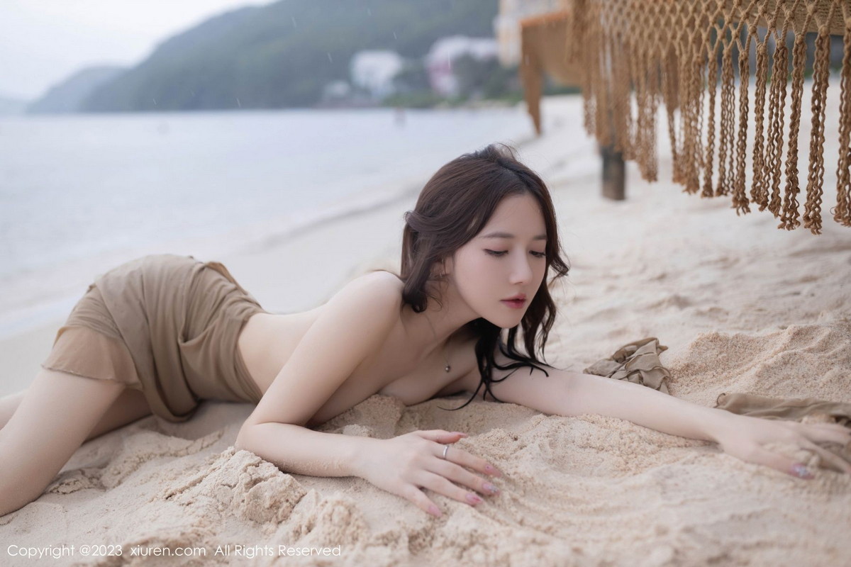 [XiuRen]高清写真图 2023.08.25 No.7288 鱼子酱Fish 沙滩美腿