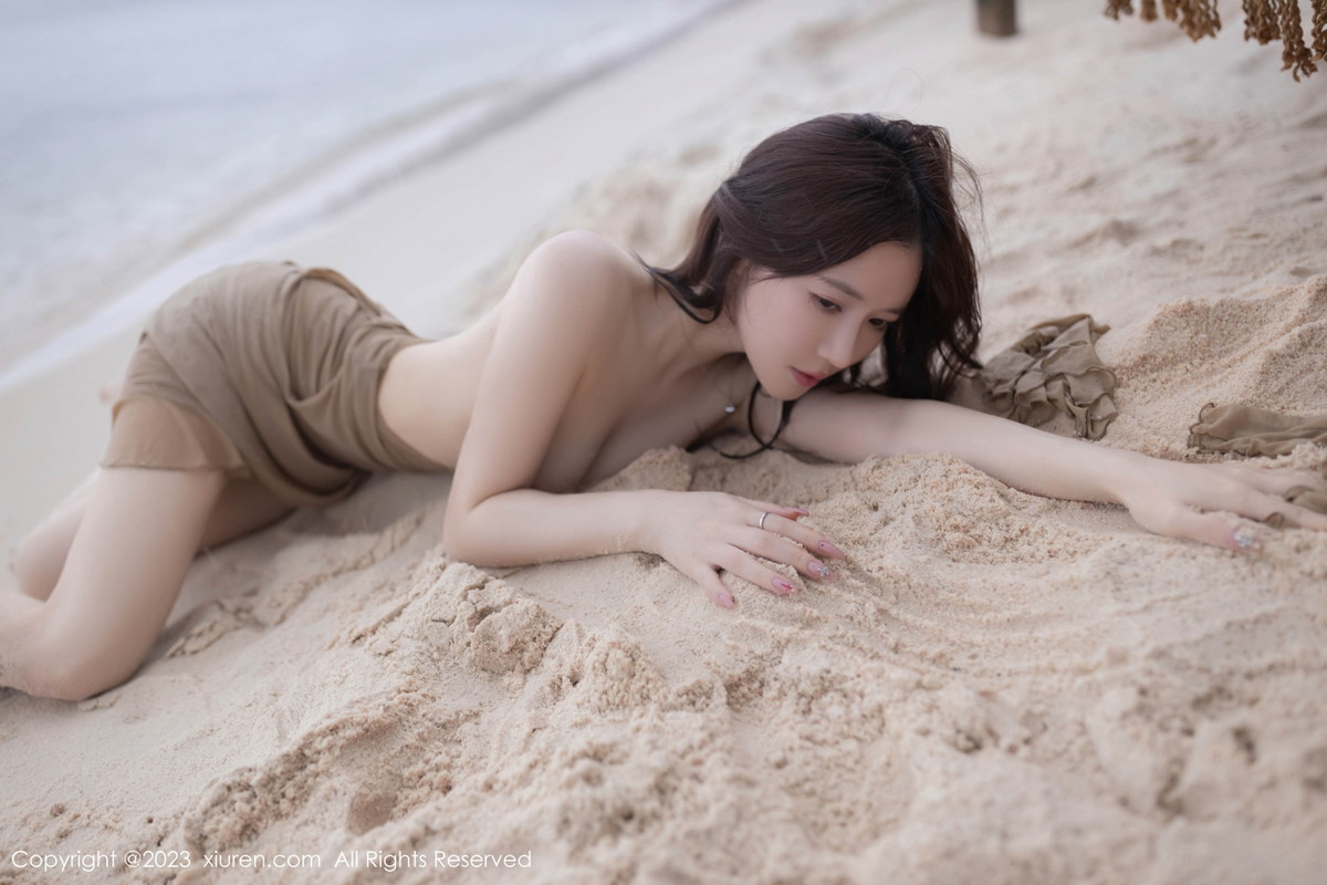 [XiuRen]高清写真图 2023.08.25 No.7288 鱼子酱Fish 沙滩美腿