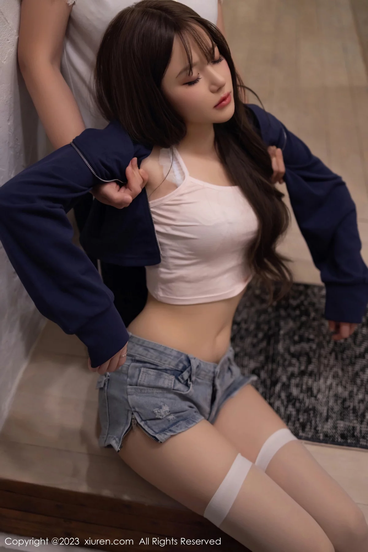 [XiuRen]高清写真图 2023.12.15 No.7817 鱼子酱Fish 丝袜美腿