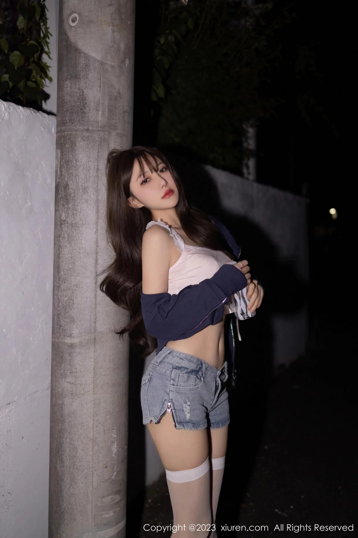 [XiuRen]高清写真图 2023.12.15 No.7817 鱼子酱Fish 丝袜美腿