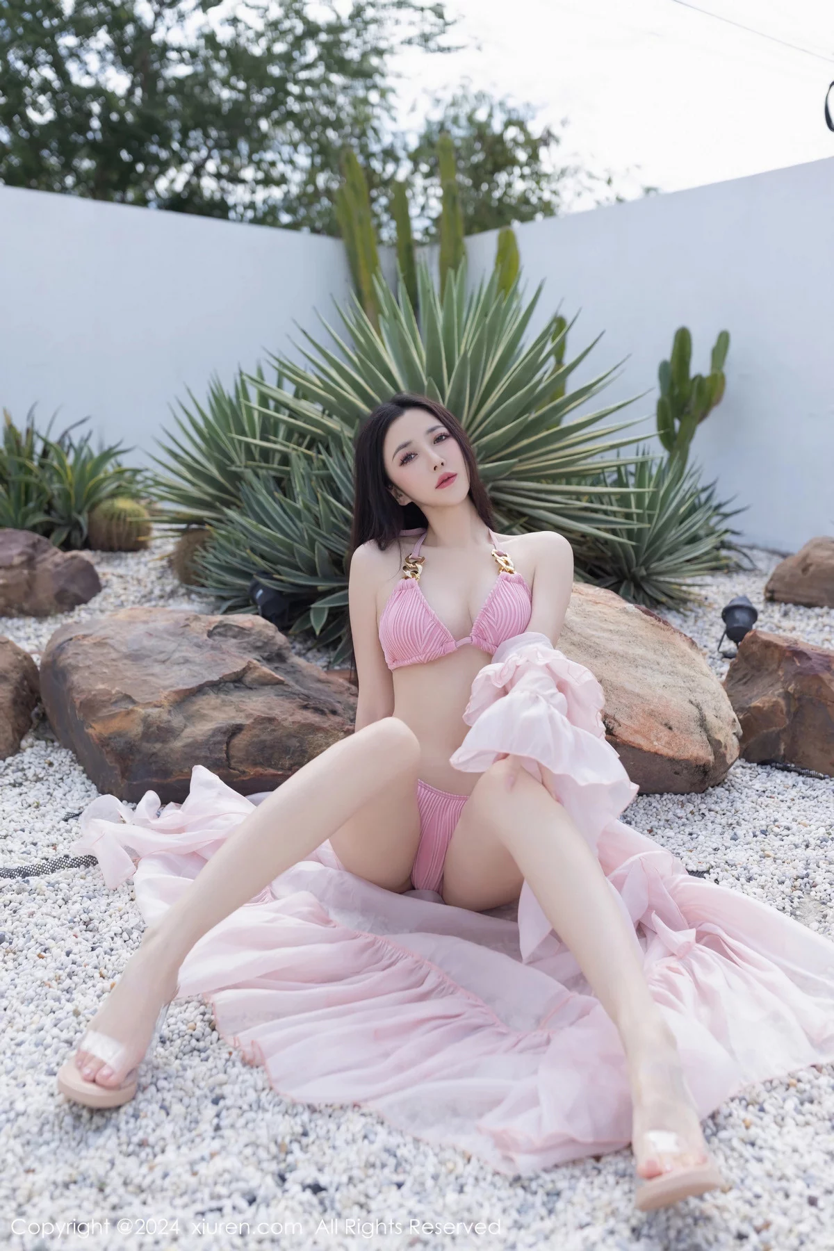 [XiuRen]高清写真图 2024.01.05 No.7920 鱼子酱Fish 比基尼美腿