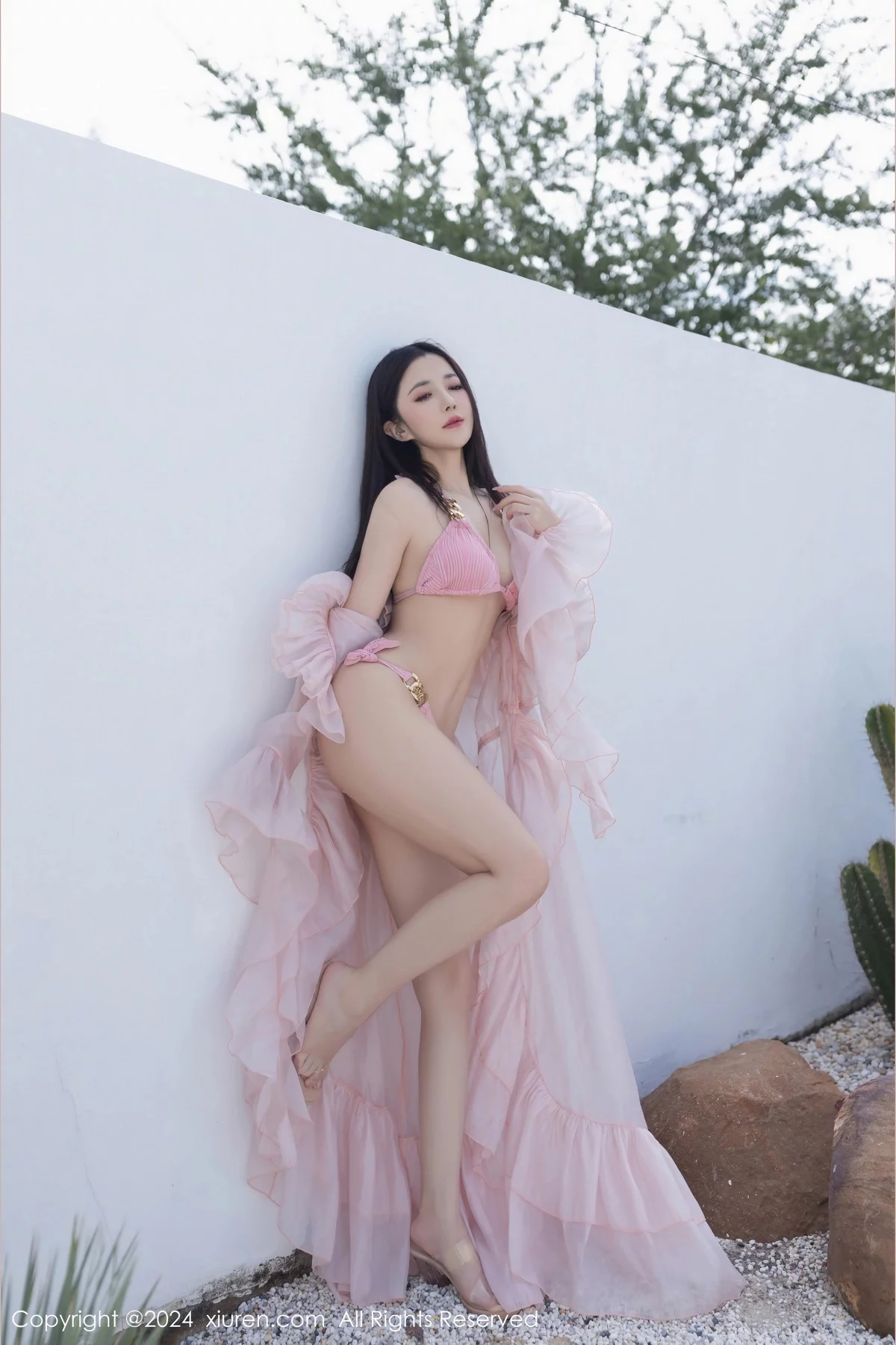 [XiuRen]高清写真图 2024.01.05 No.7920 鱼子酱Fish 比基尼美腿