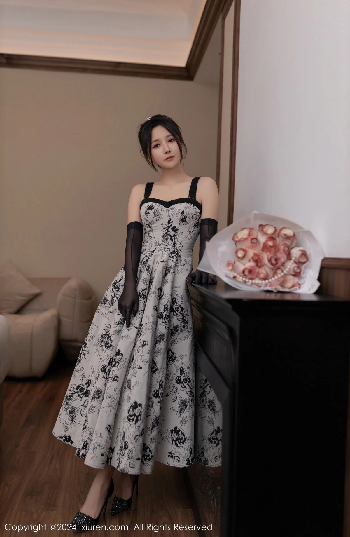 [XiuRen]高清写真图 2024.02.19 No.8109 鱼子酱Fish 生日主题