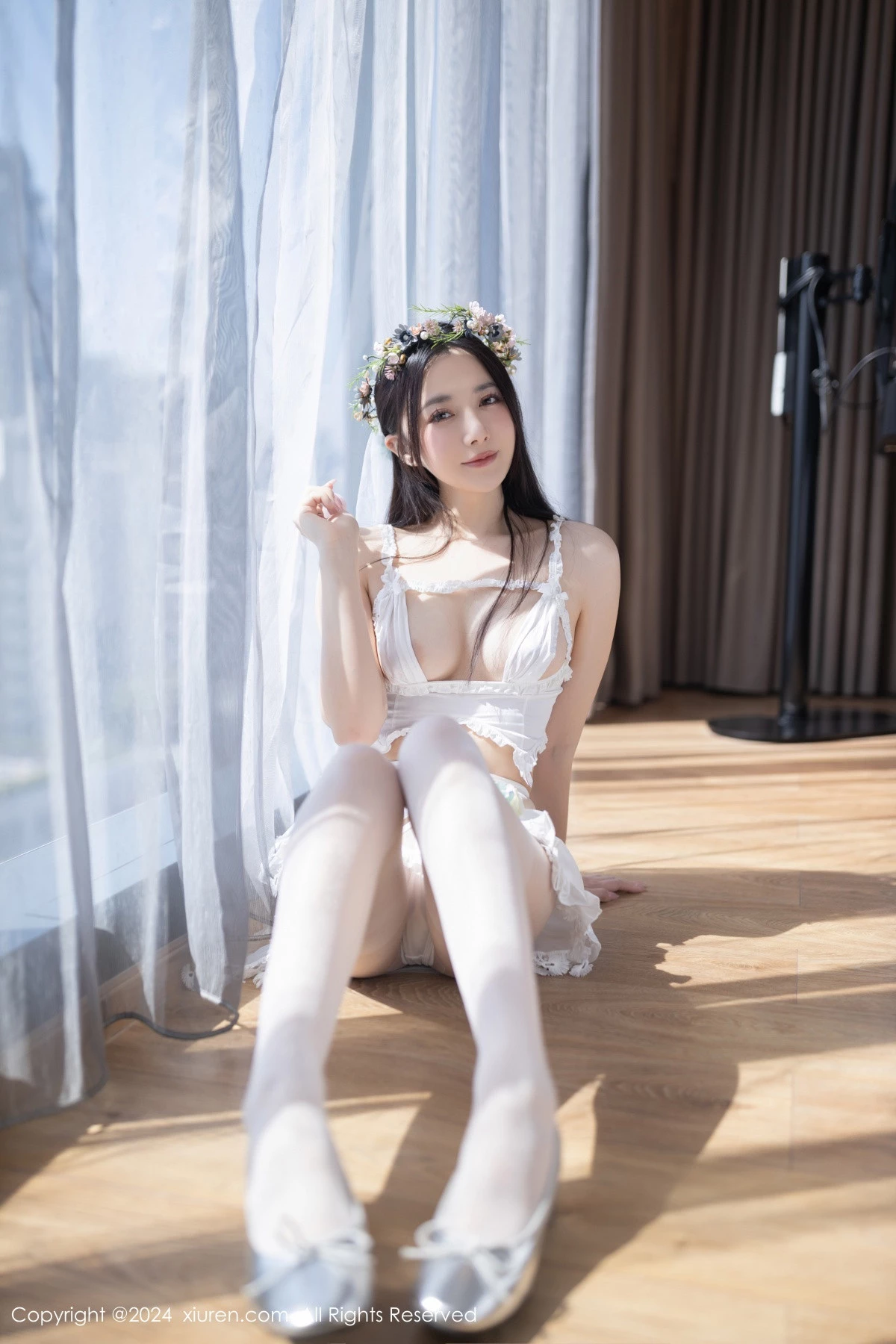 [XiuRen]高清写真图 2024.03.08 No.8201 鱼子酱Fish 丝袜美腿