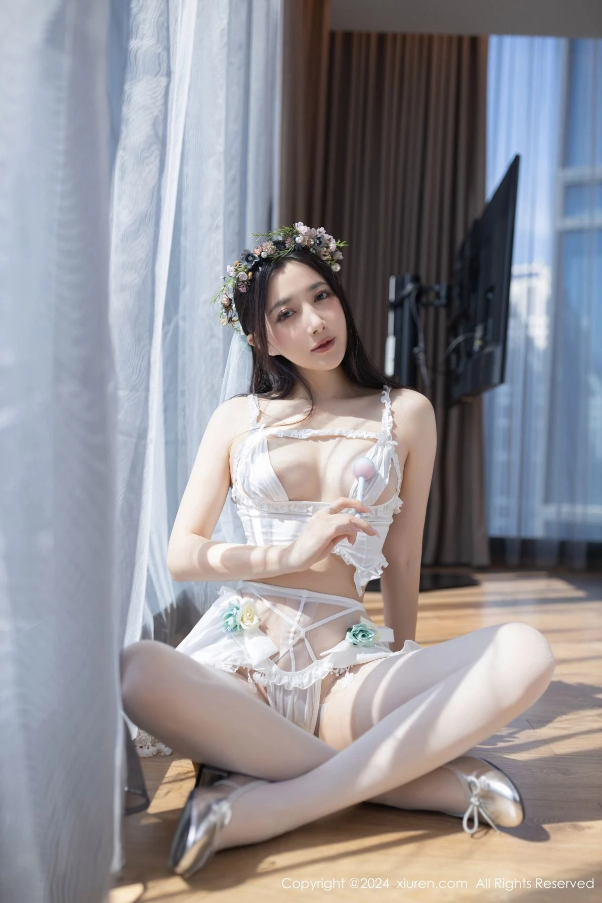[XiuRen]高清写真图 2024.03.08 No.8201 鱼子酱Fish 丝袜美腿