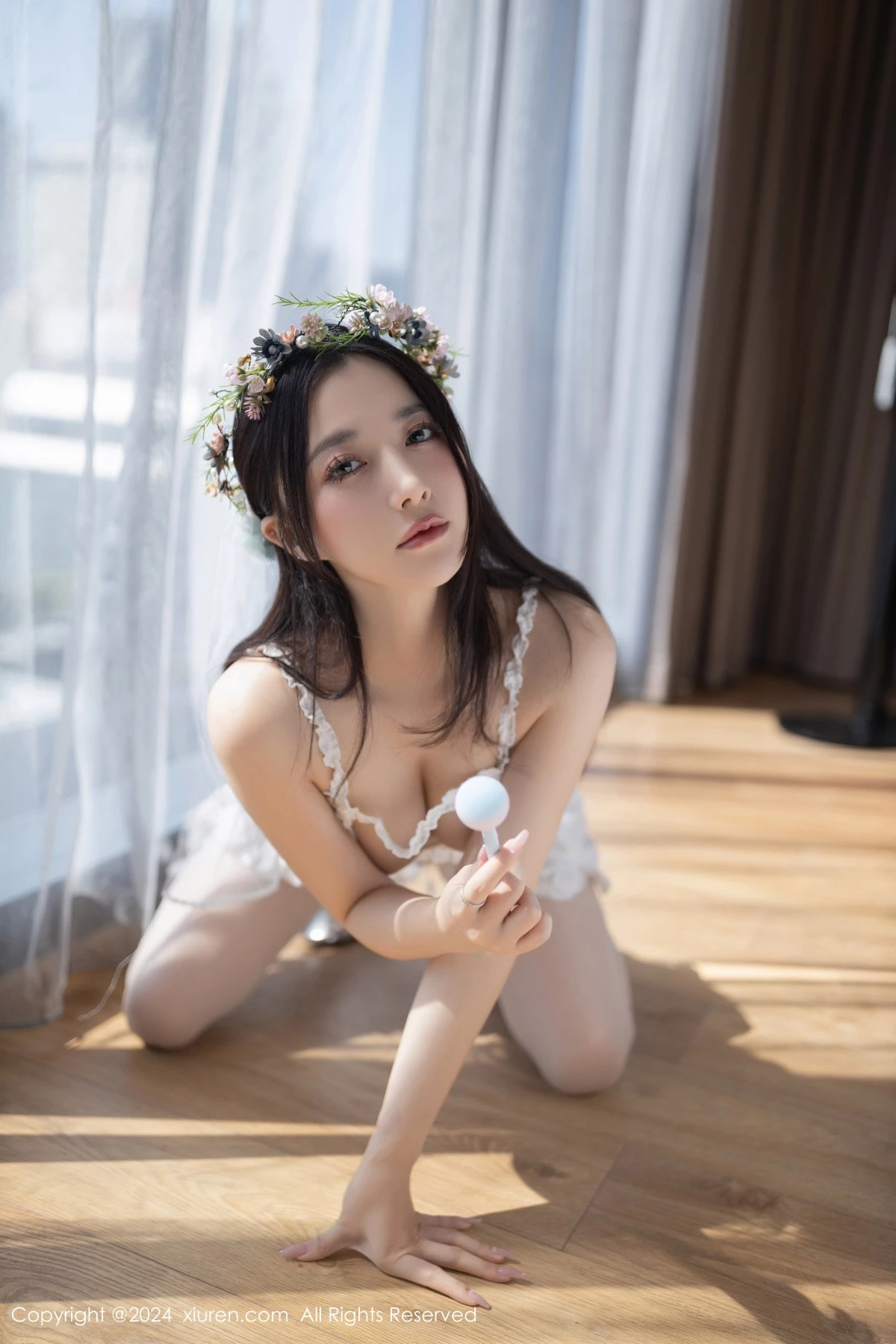 [XiuRen]高清写真图 2024.03.08 No.8201 鱼子酱Fish 丝袜美腿