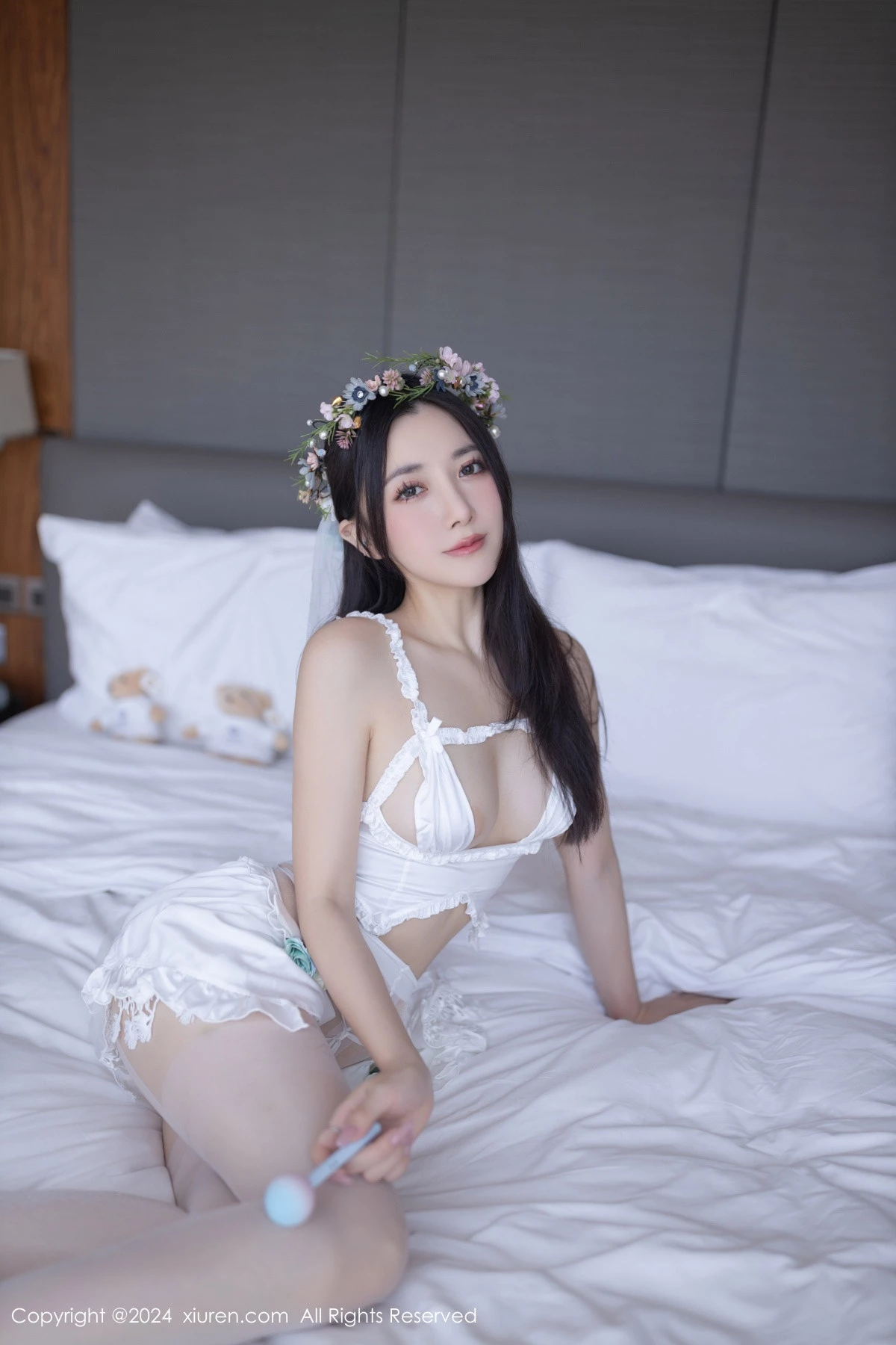 [XiuRen]高清写真图 2024.03.08 No.8201 鱼子酱Fish 丝袜美腿