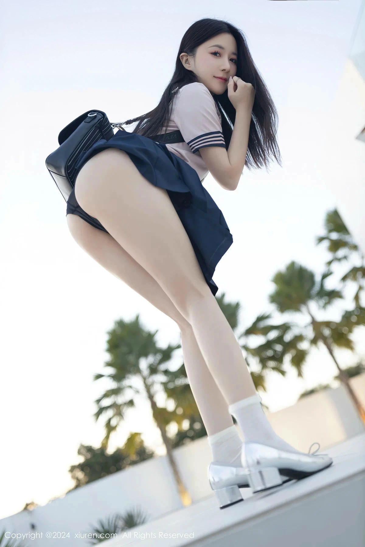[XiuRen]高清写真图 2024.03.15 No.8244 鱼子酱Fish 丝袜美腿