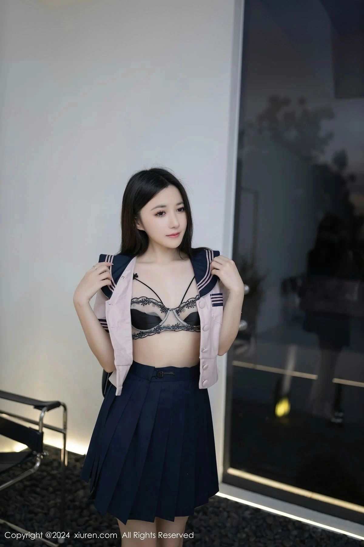[XiuRen]高清写真图 2024.03.15 No.8244 鱼子酱Fish 丝袜美腿