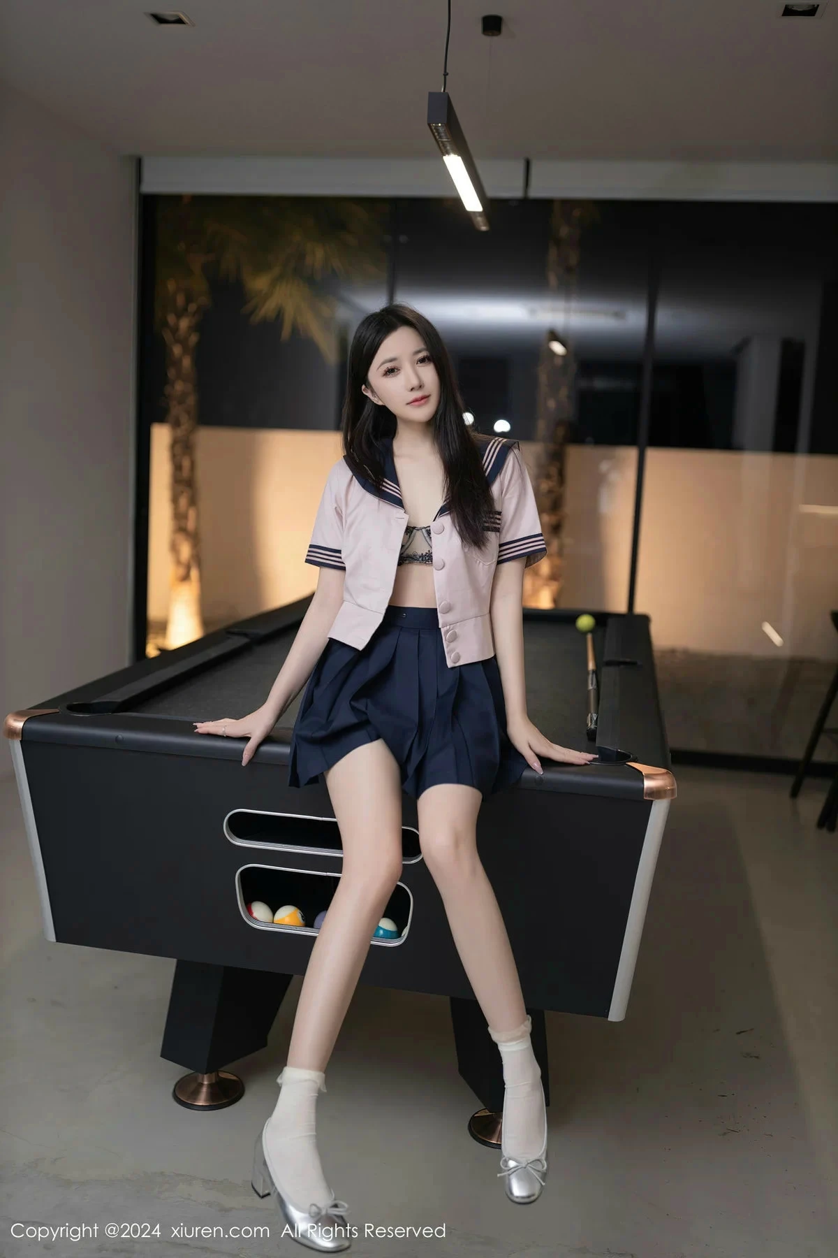 [XiuRen]高清写真图 2024.03.15 No.8244 鱼子酱Fish 丝袜美腿