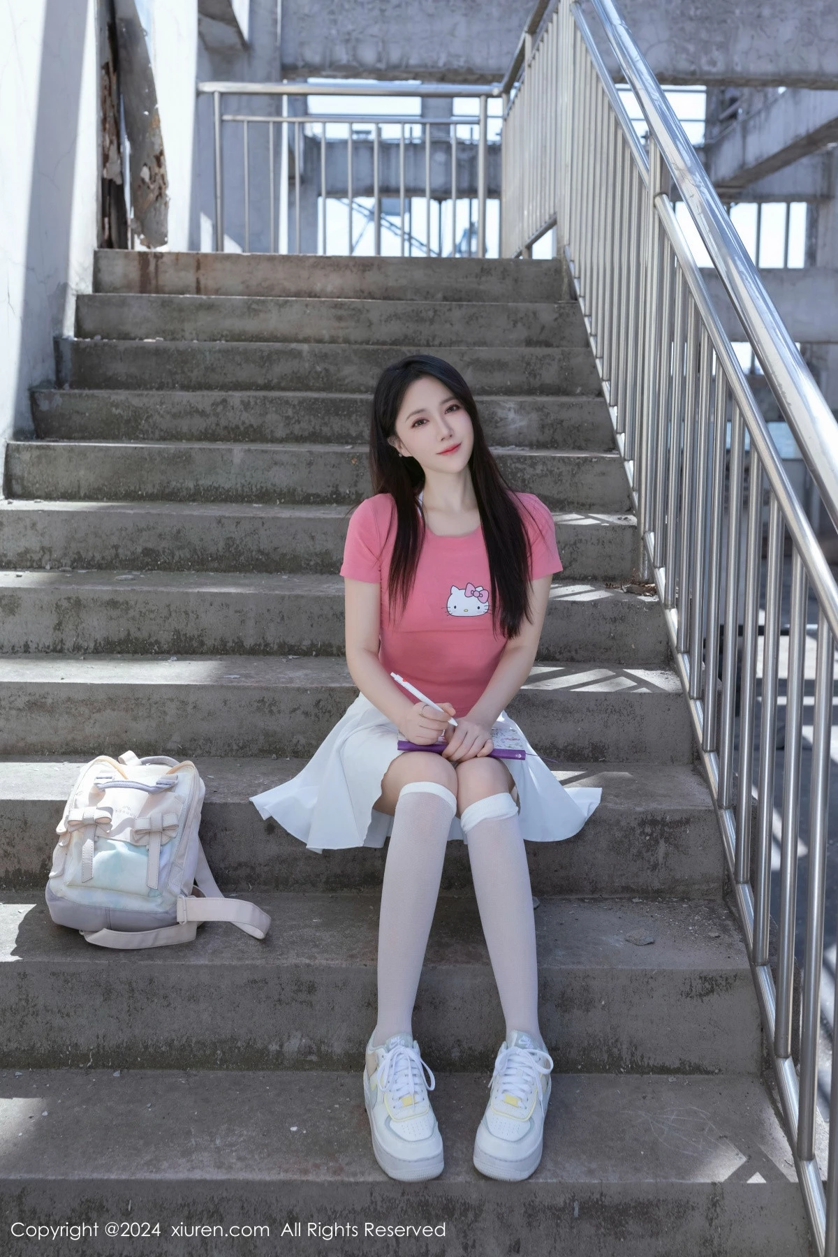 [XiuRen]高清写真图 2024.04.26 No.8457 鱼子酱Fish 天台少女