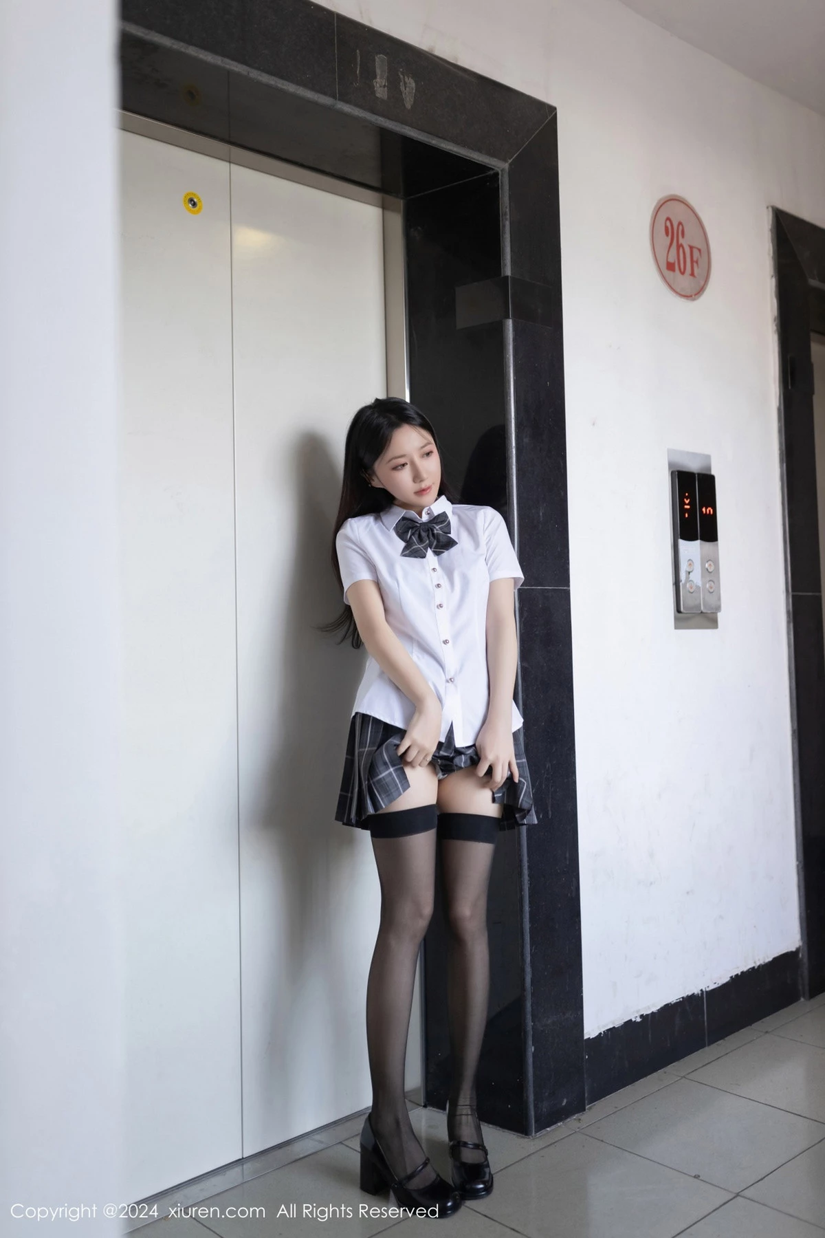 [XiuRen]高清写真图 2024.05.10 No.8516 鱼子酱Fish 黑丝美腿