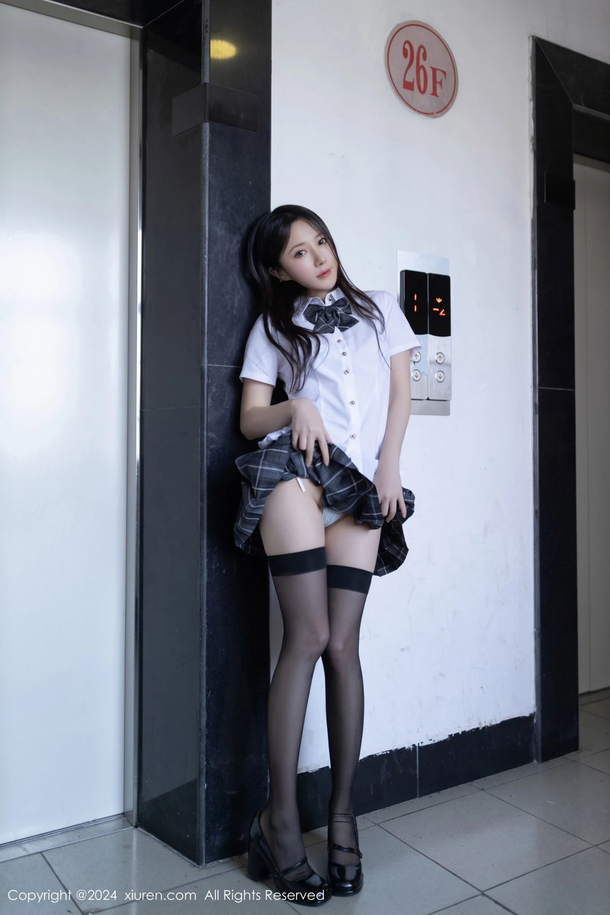 [XiuRen]高清写真图 2024.05.10 No.8516 鱼子酱Fish 黑丝美腿