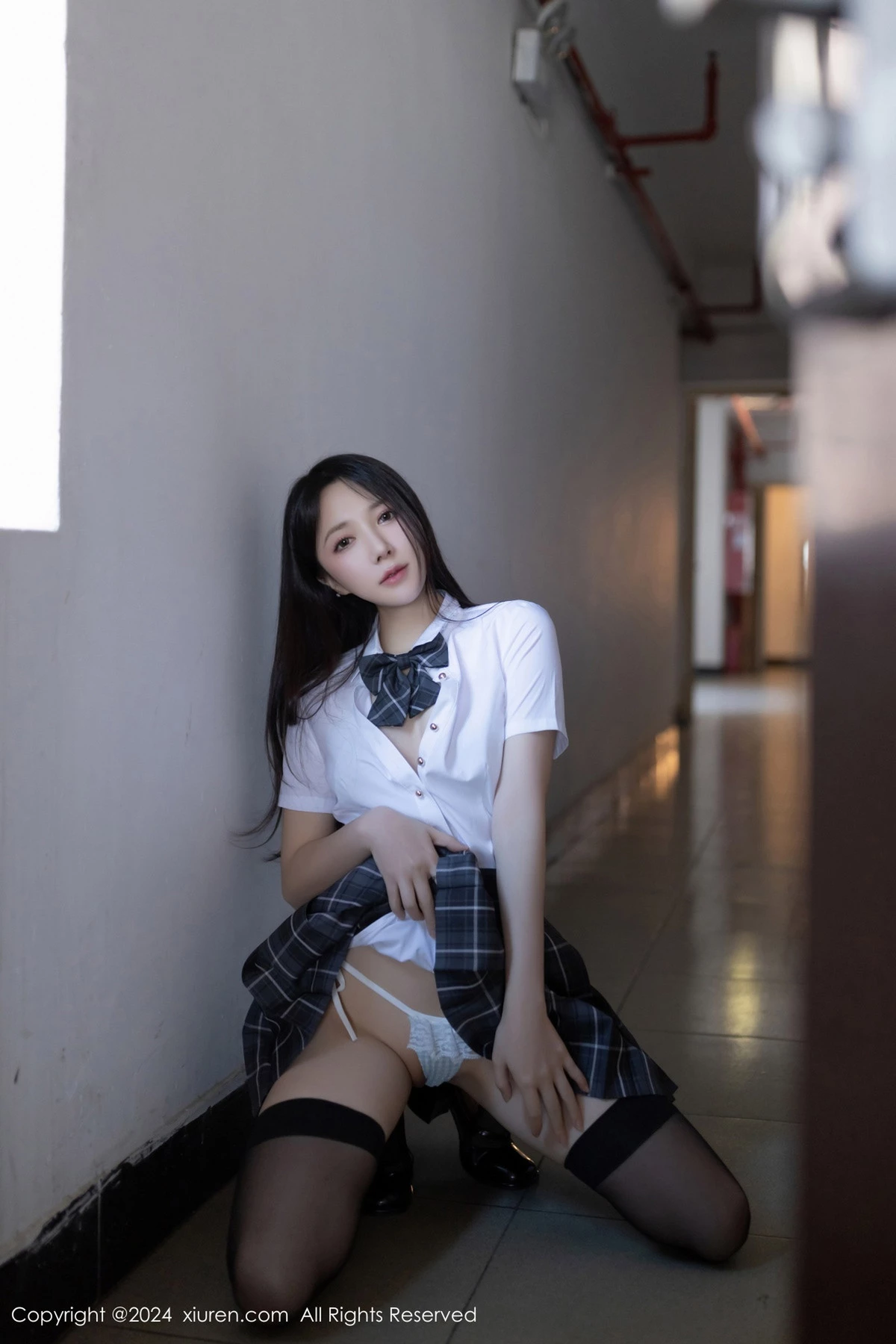 [XiuRen]高清写真图 2024.05.10 No.8516 鱼子酱Fish 黑丝美腿