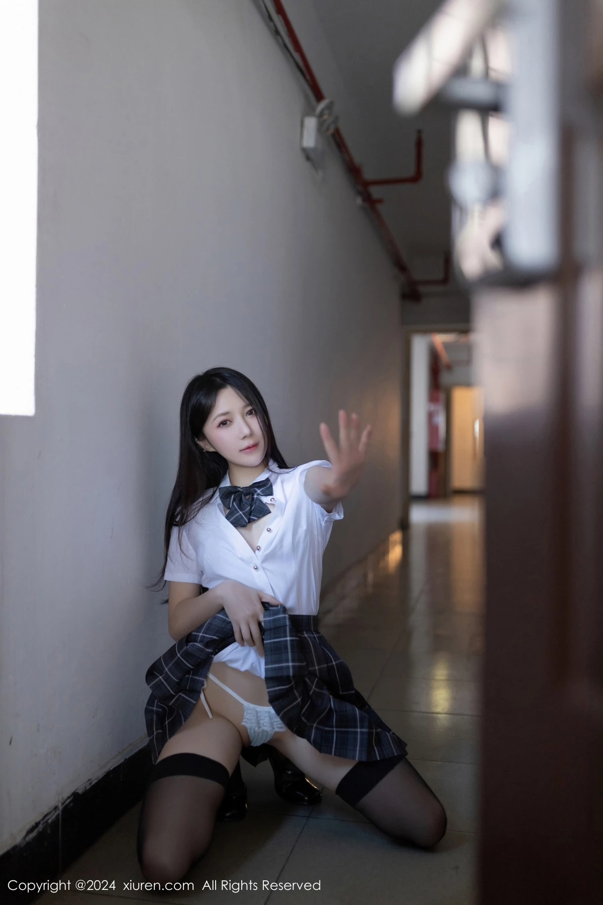 [XiuRen]高清写真图 2024.05.10 No.8516 鱼子酱Fish 黑丝美腿