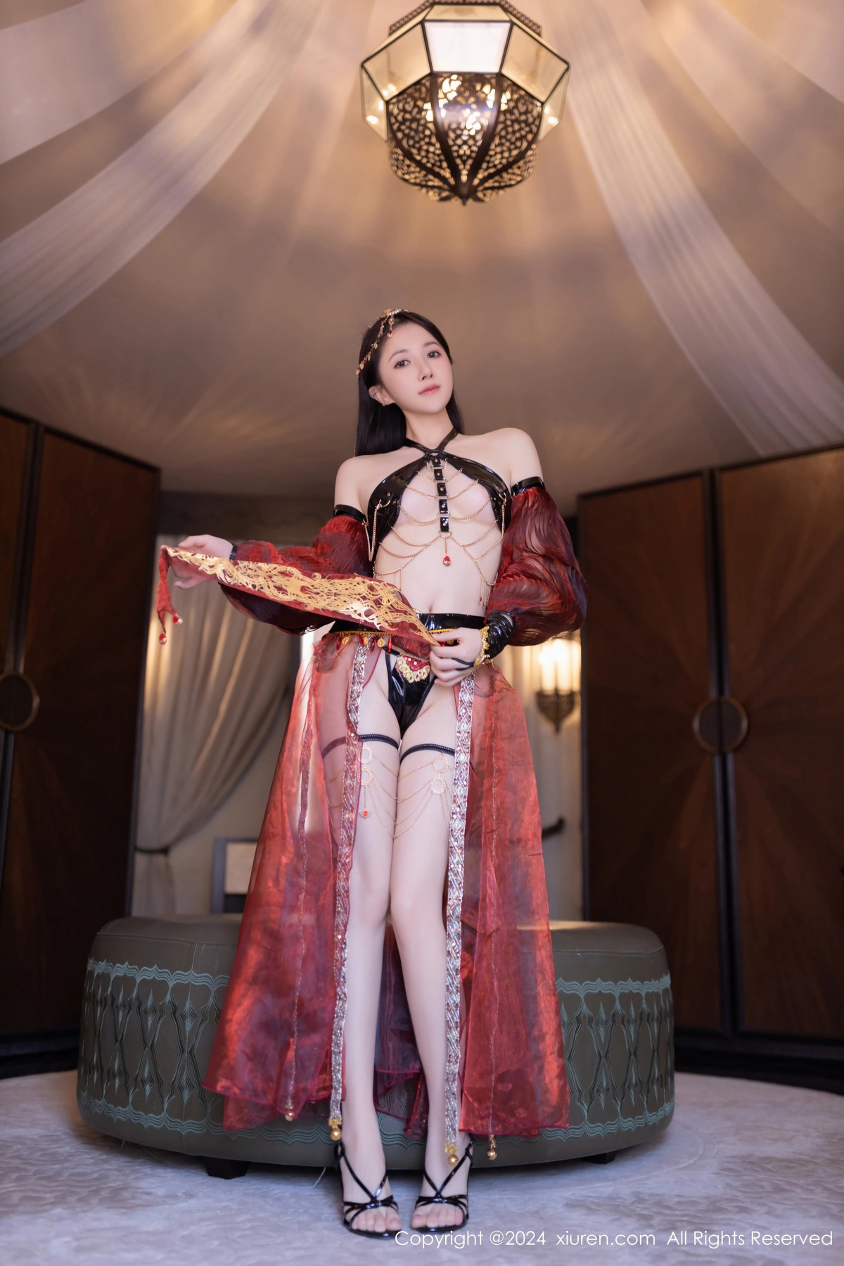 [XiuRen]高清写真图 2024.06.28 No.8778 鱼子酱Fish 舞娘装扮