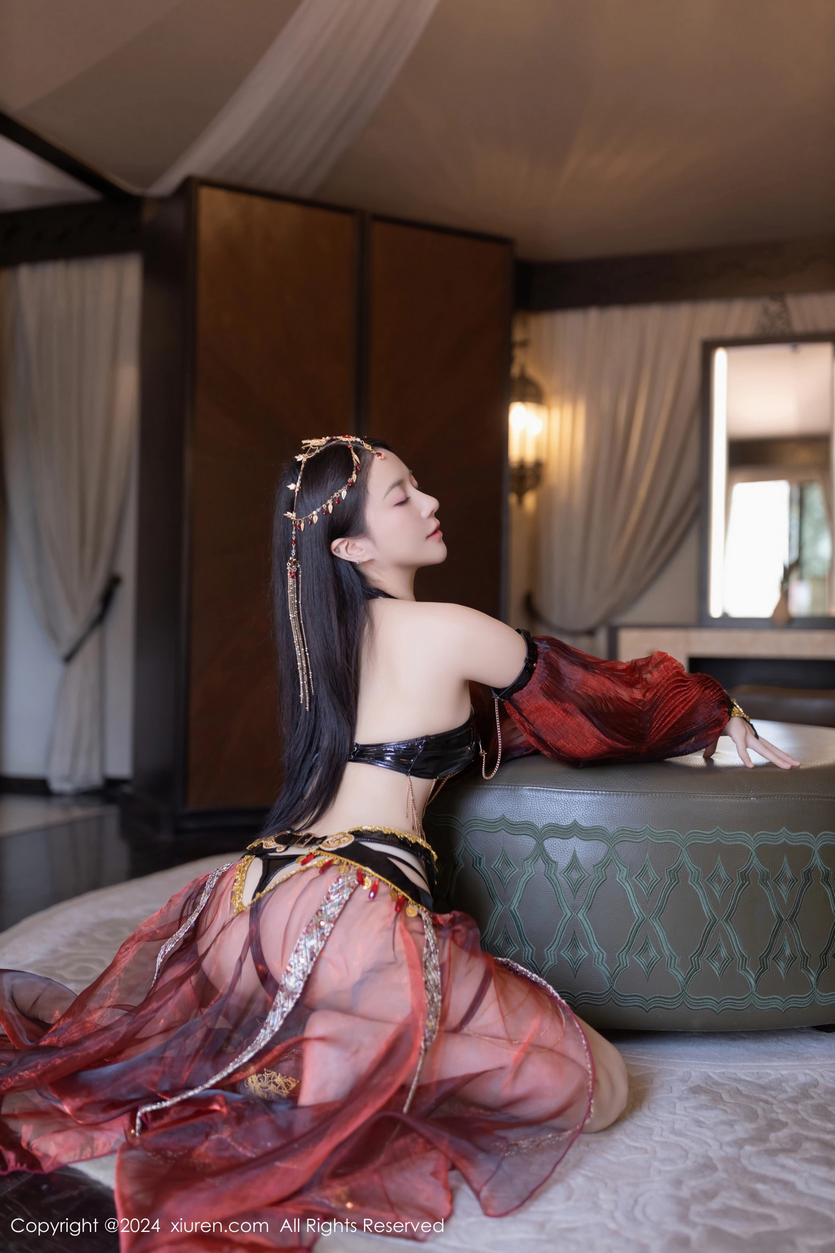 [XiuRen]高清写真图 2024.06.28 No.8778 鱼子酱Fish 舞娘装扮