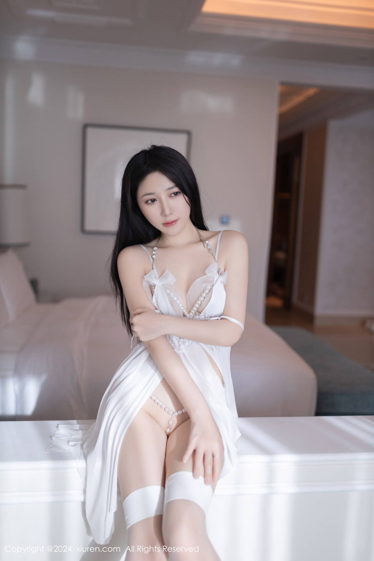 [XiuRen]高清写真图 2024.08.02 No.8962 鱼子酱Fish 丝袜美腿