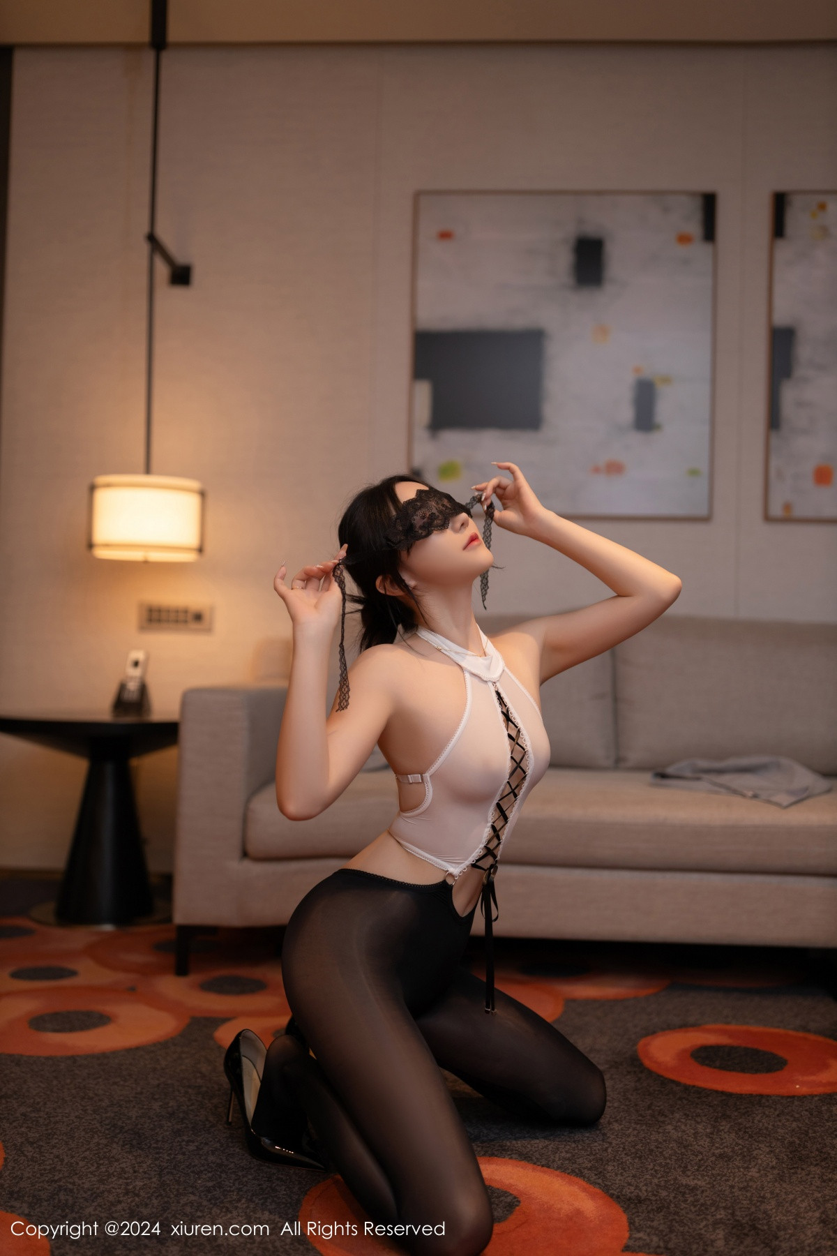 [XiuRen]高清写真图 2024.09.20 No.9189 鱼子酱Fish 黑丝美腿