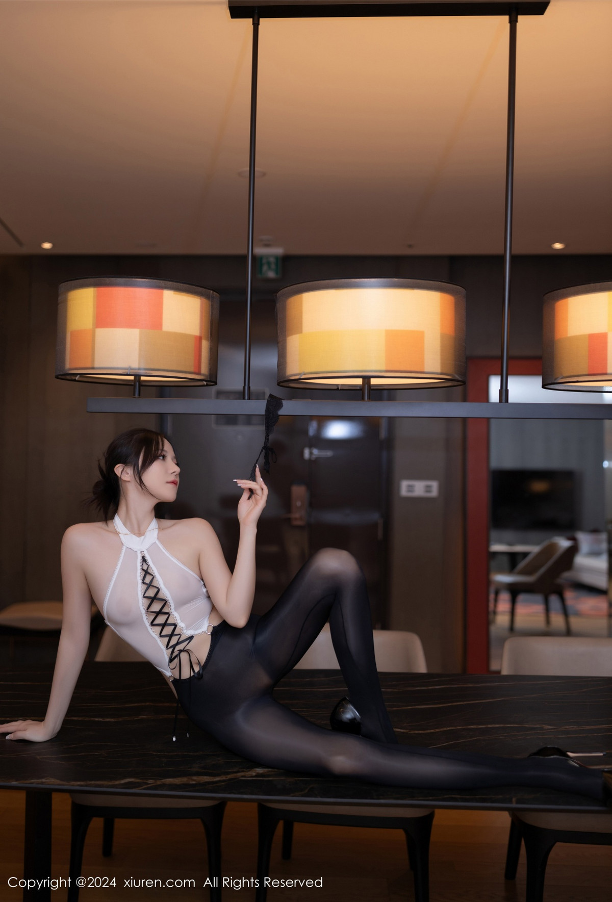 [XiuRen]高清写真图 2024.09.20 No.9189 鱼子酱Fish 黑丝美腿