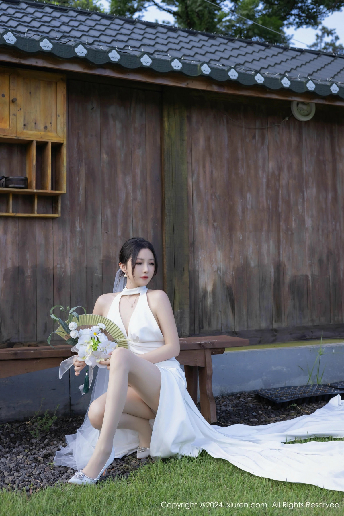 [XiuRen]高清写真图 2024.11.01 No.9387 鱼子酱Fish 丝袜美腿
