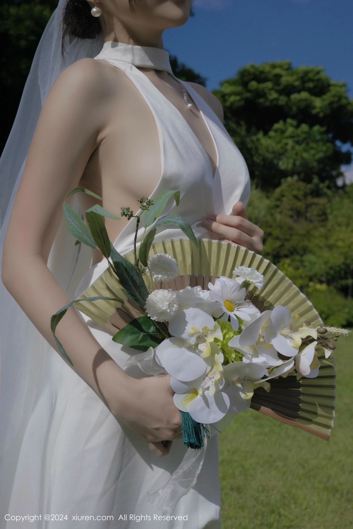 [XiuRen]高清写真图 2024.11.01 No.9387 鱼子酱Fish 丝袜美腿