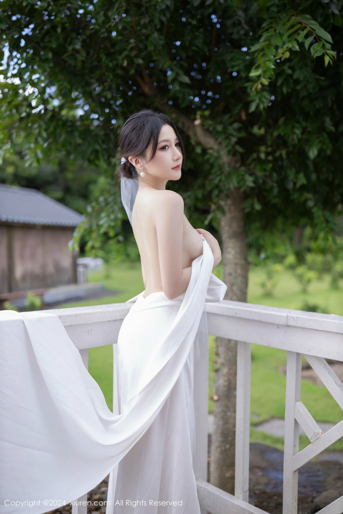 [XiuRen]高清写真图 2024.11.01 No.9387 鱼子酱Fish 丝袜美腿