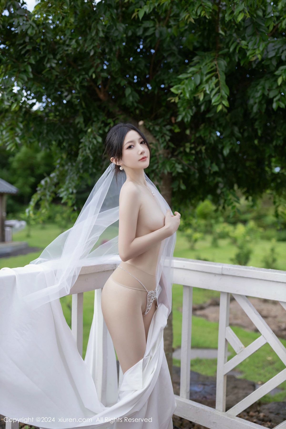 [XiuRen]高清写真图 2024.11.01 No.9387 鱼子酱Fish 丝袜美腿