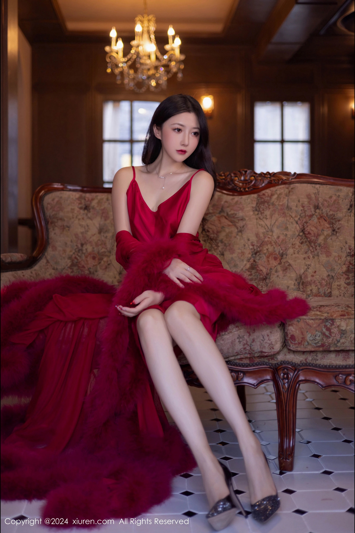 [XiuRen]高清写真图 2024.11.08 No.9422 鱼子酱Fish 美腿性感