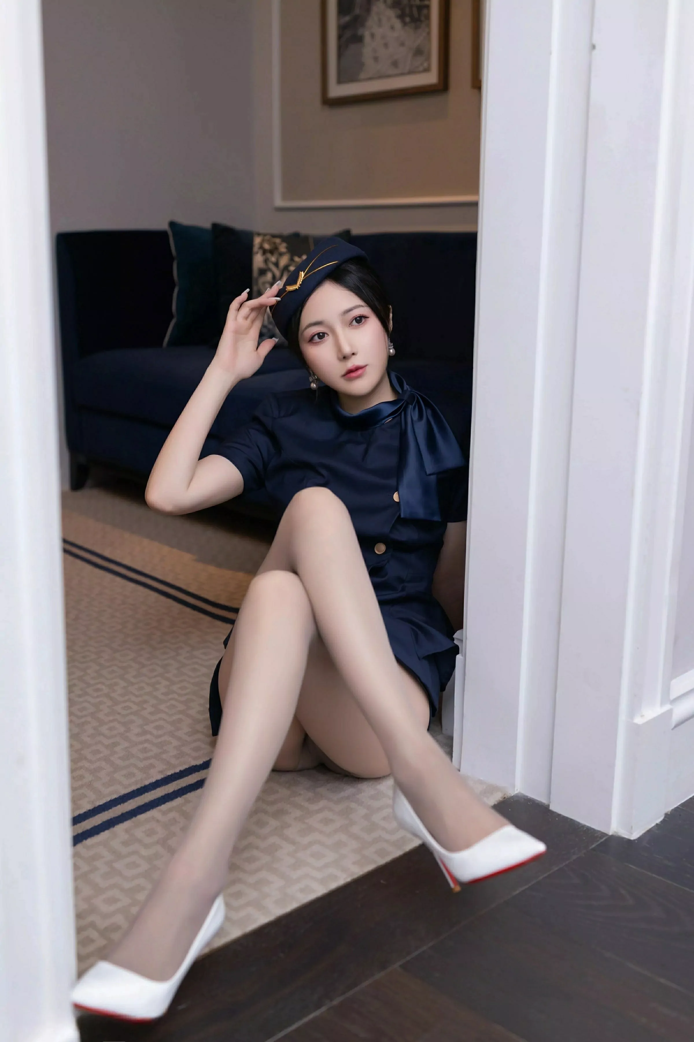 [XiuRen]高清写真图 2025.04.11 No.10142 鱼子酱Fish 空姐制服