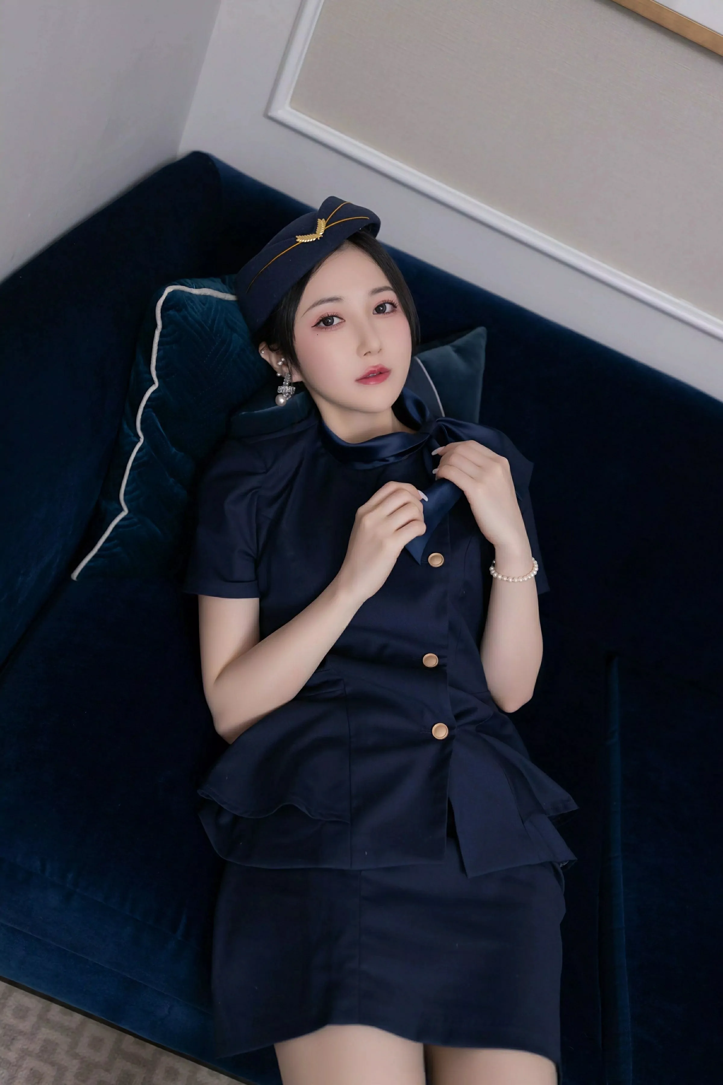 [XiuRen]高清写真图 2025.04.11 No.10142 鱼子酱Fish 空姐制服