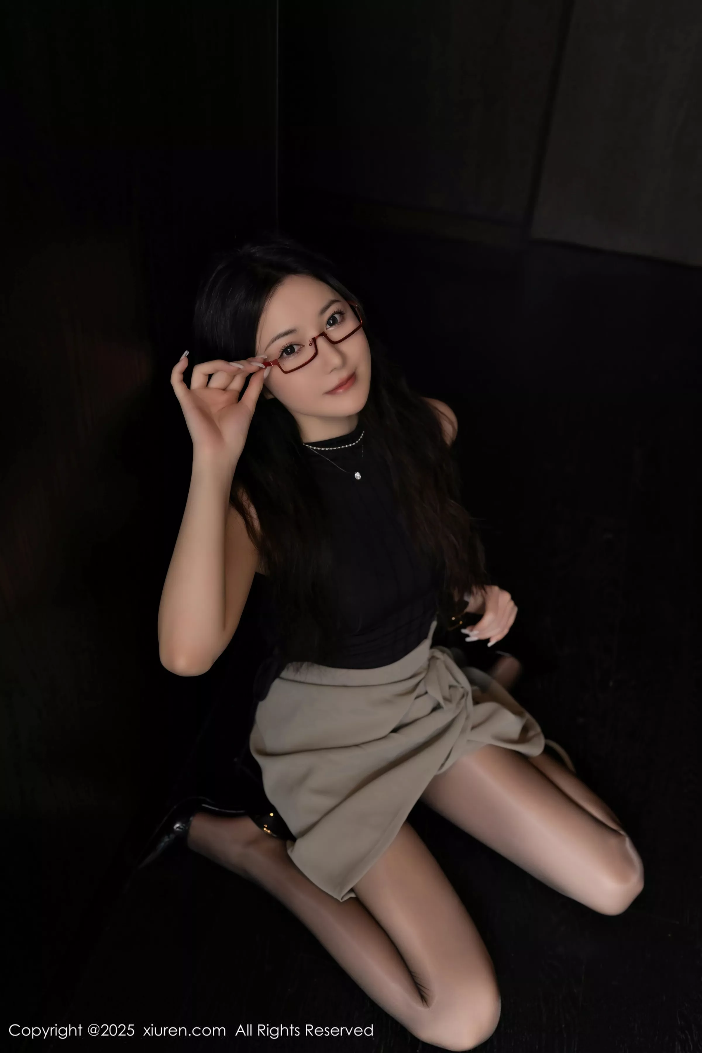 [XiuRen]高清写真图 2025.04.30 No.10231 鱼子酱Fish 印尼旅拍