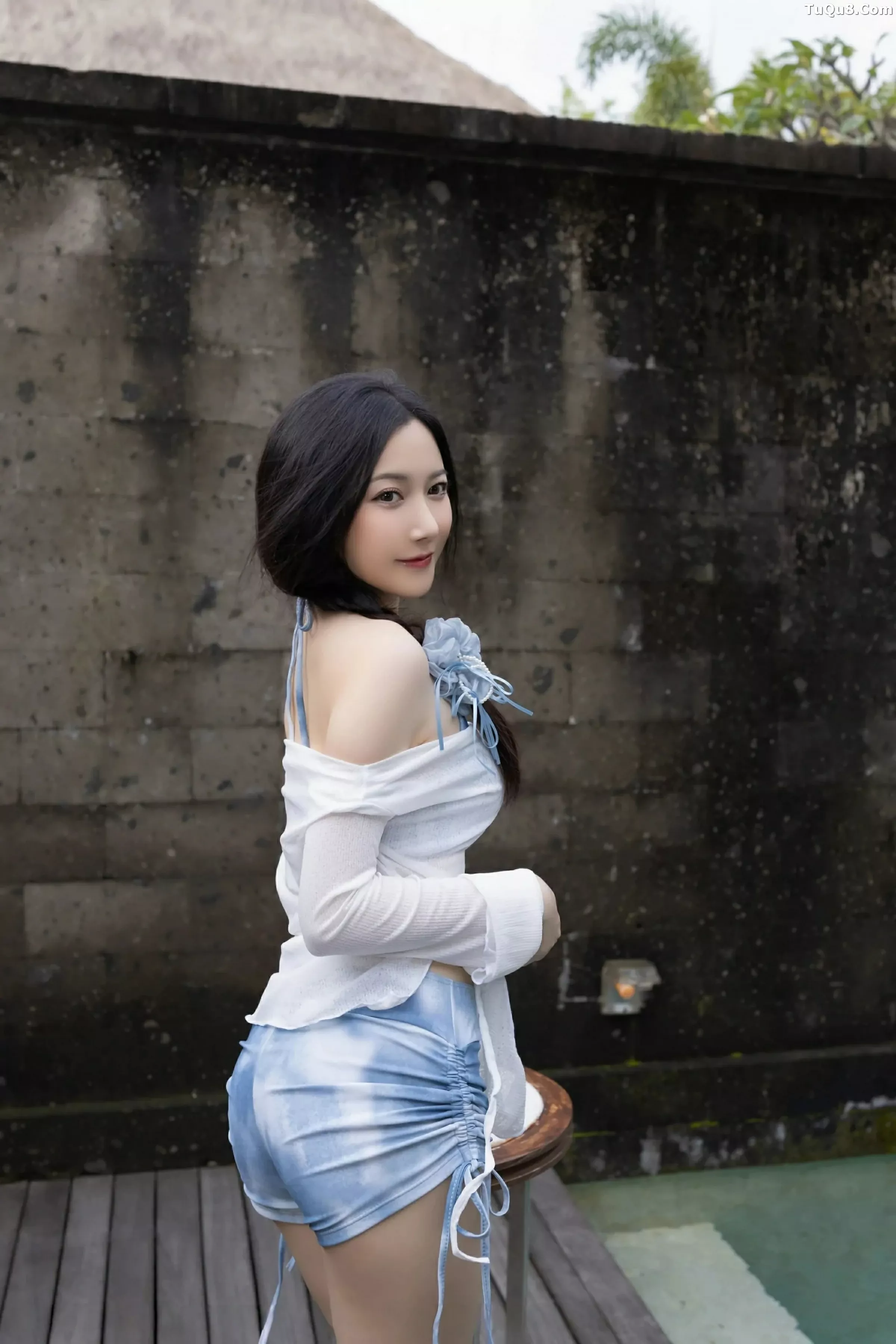 [XiuRen]高清写真图 2025.06.06 No.10377 鱼子酱Fish 蓝色比基尼