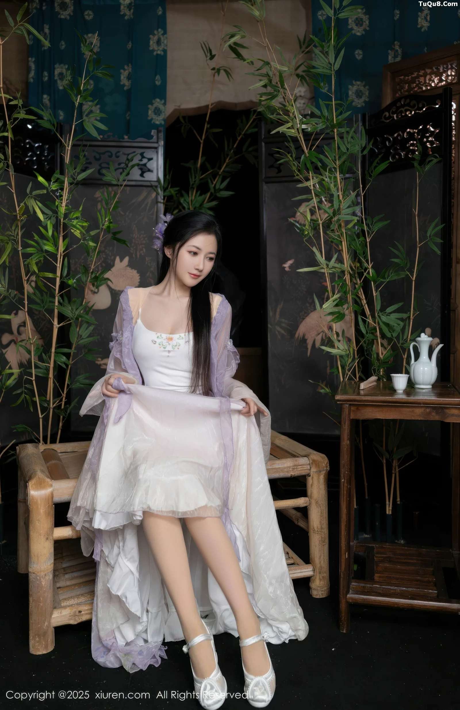 [XiuRen]高清写真图 2025.09.05 No.10737 鱼子酱Fish 紫色连衣裙