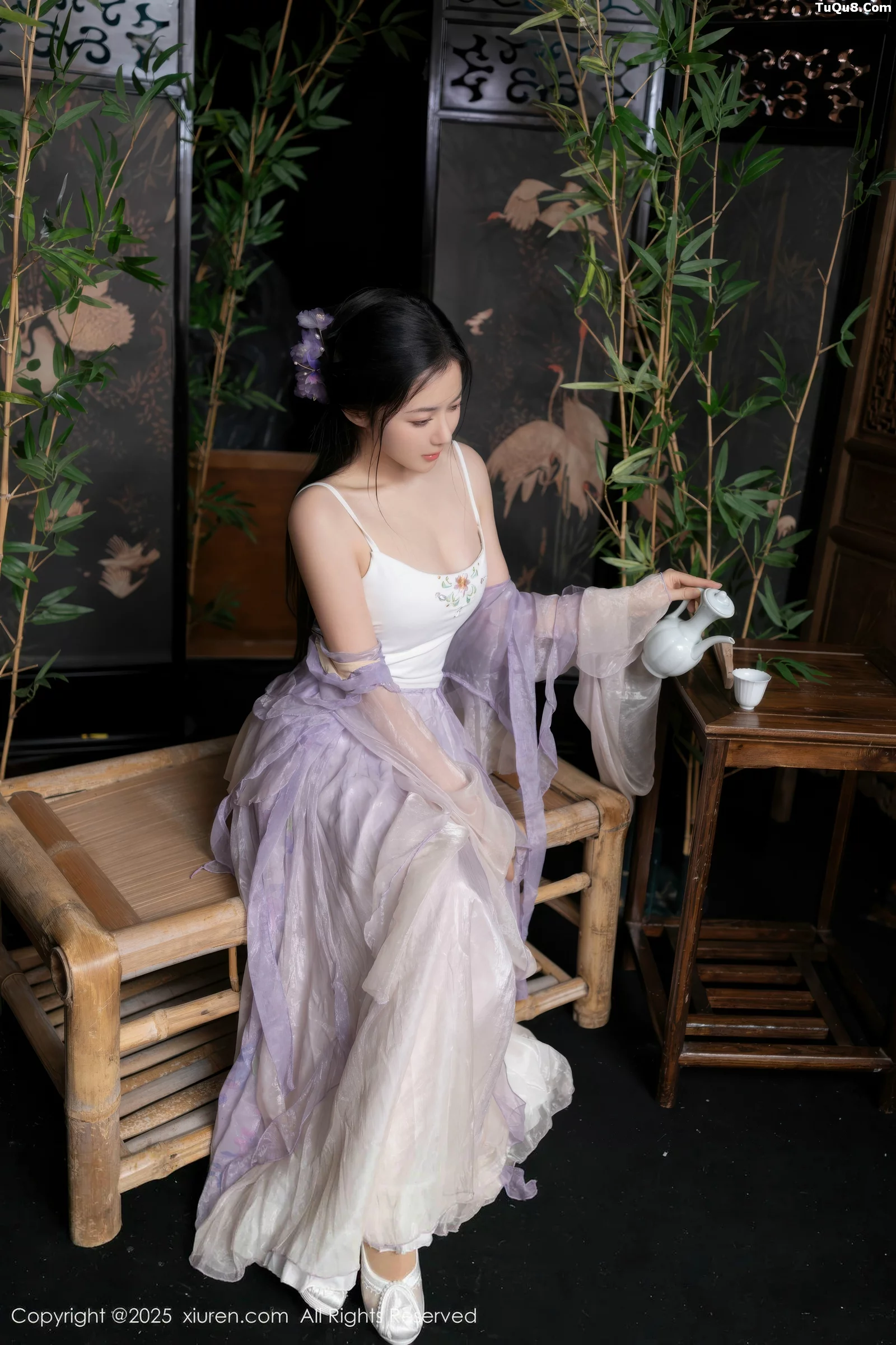 [XiuRen]高清写真图 2025.09.05 No.10737 鱼子酱Fish 紫色连衣裙